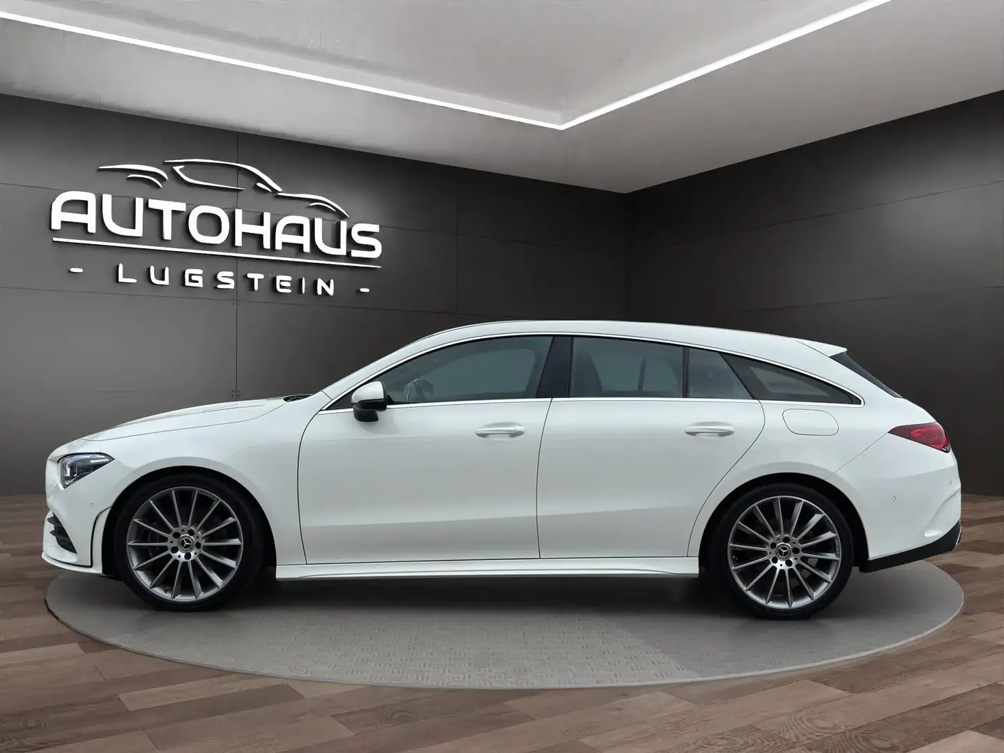 Mercedes-Benz CLA 220 CLA 220 d AMG Line Weiß - 2