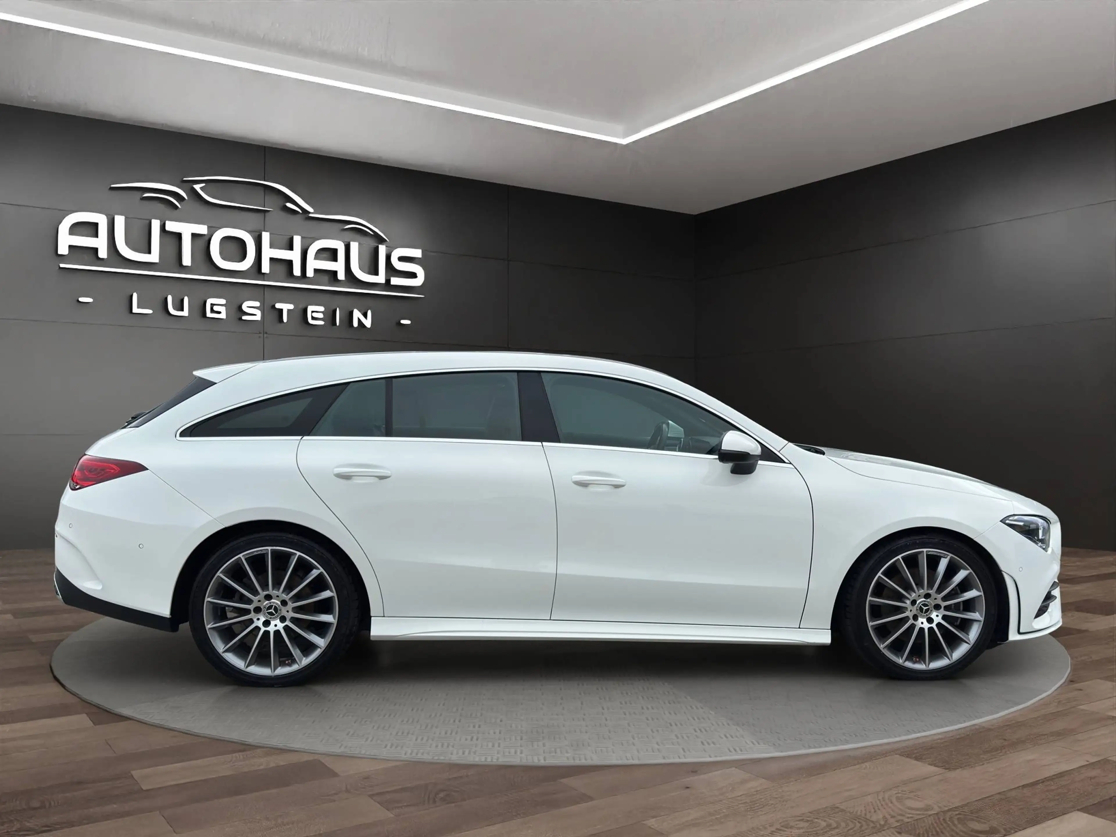 Mercedes-Benz CLA 220 CLA 220 d AMG Line — photo 6