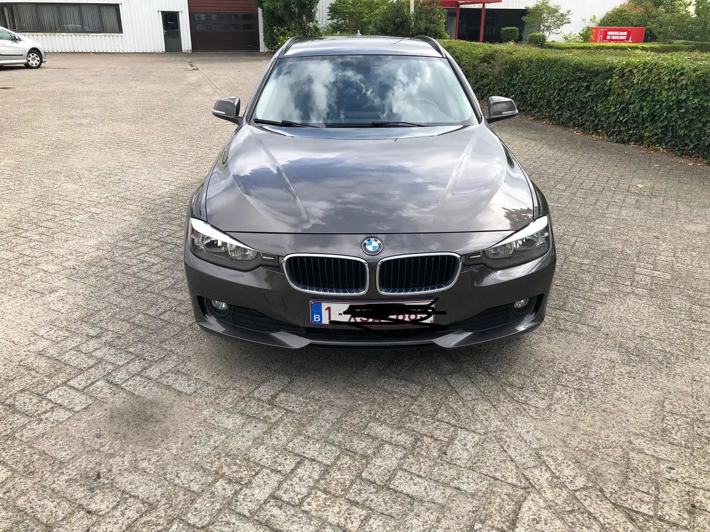 BMW 318 318d Touring Aut. Brun - 1