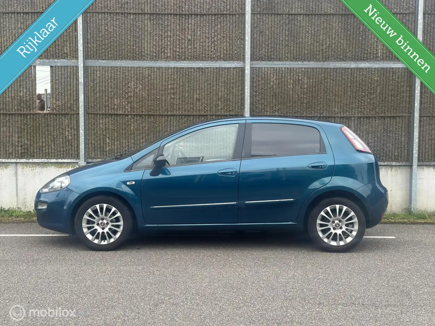 Fiat Punto Evo 0.9 TwinAir Lounge NAP|APK|AIRCO Blauw - 2