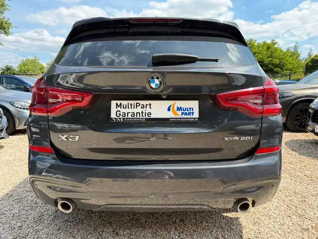 BMW X3 view 5