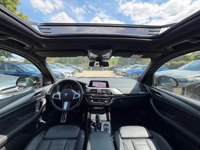 BMW X3 view 7
