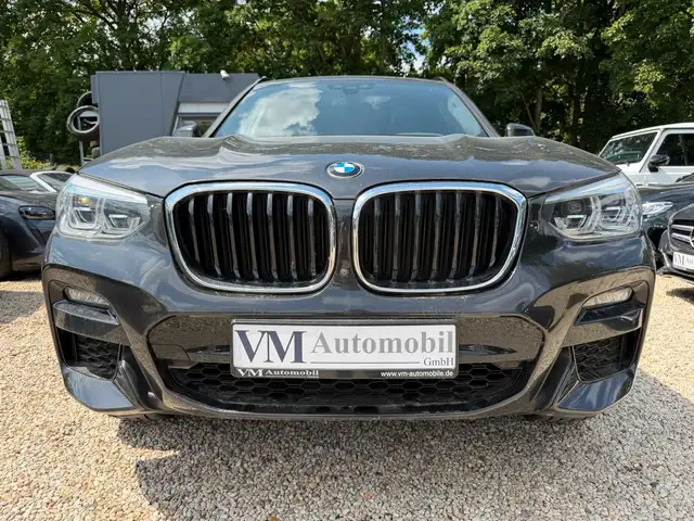 BMW X3 view 2