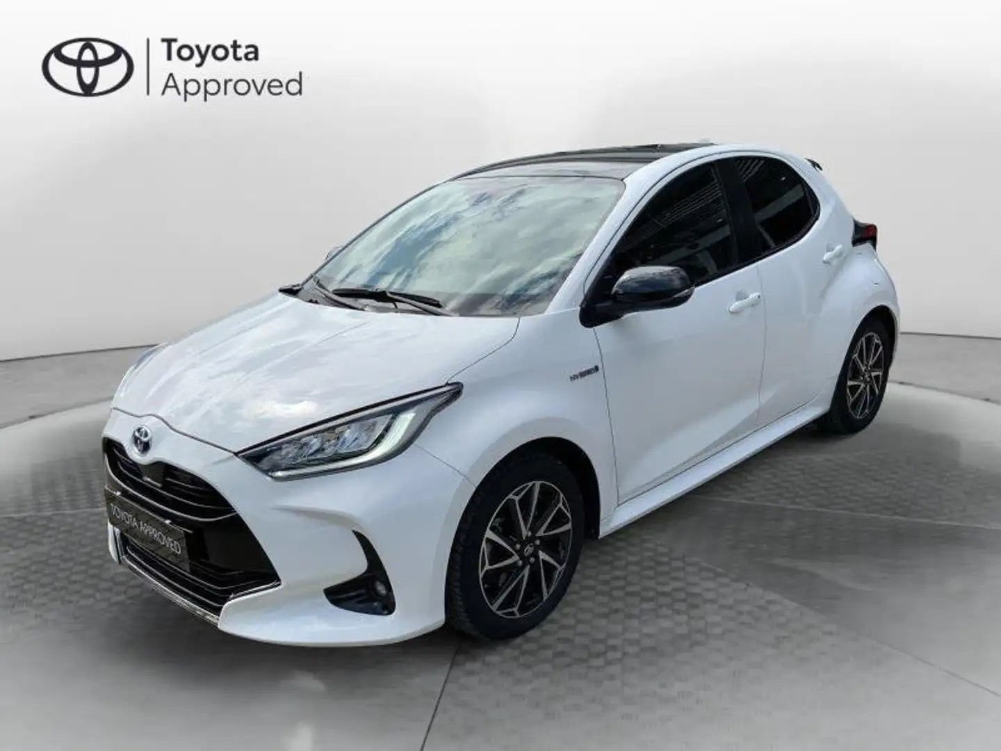 Toyota Yaris 4ª serie 1.5 Hybrid 5 porte Lounge Blanc - 1