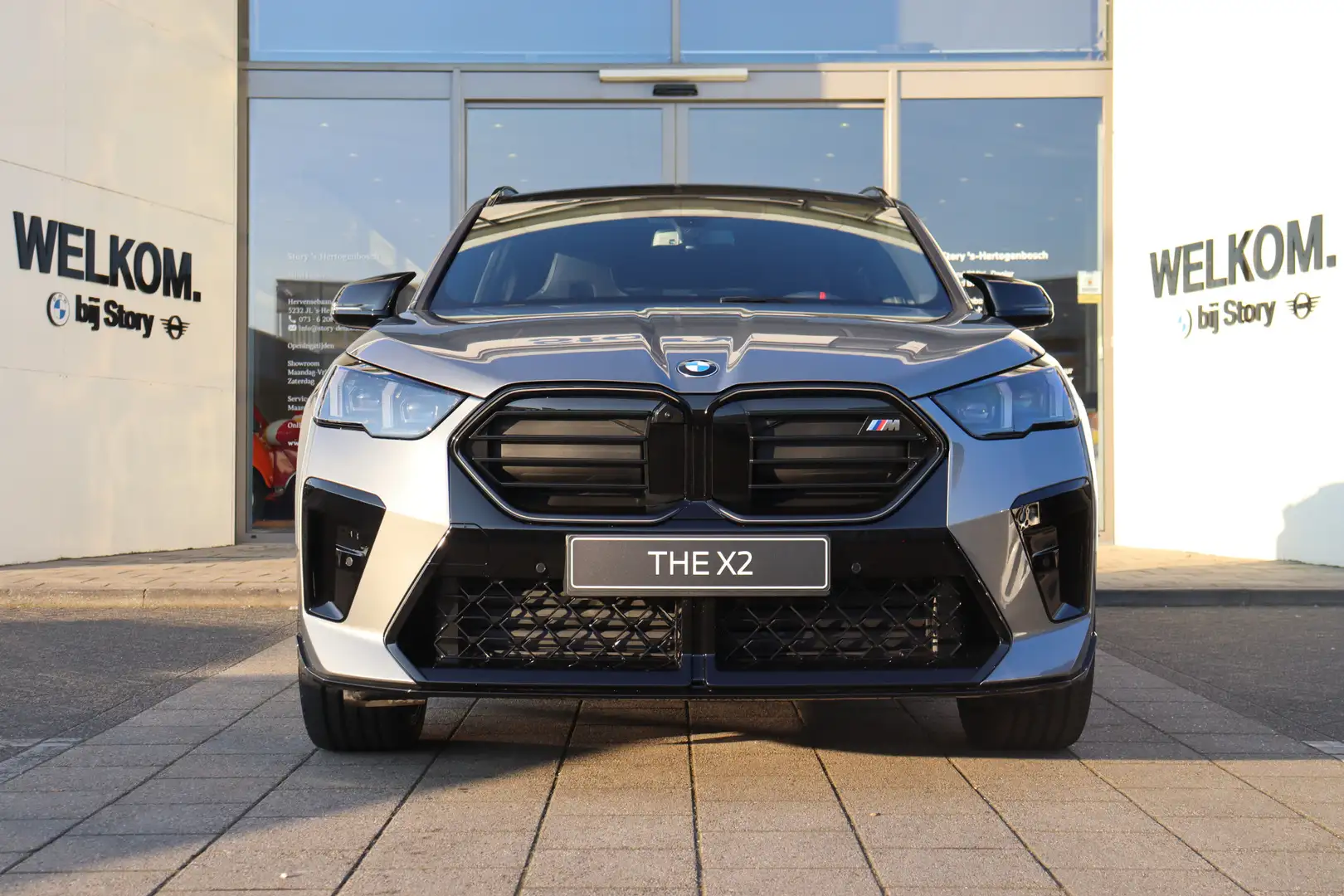 BMW X2 M35i xDrive High Executive Automaat / Panoramadak Grijs - 2
