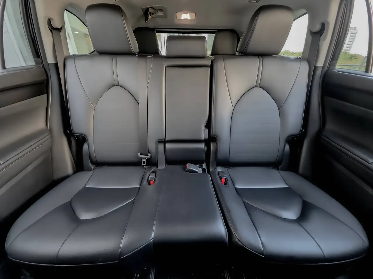 Toyota Highlander photo Toyota Highlander