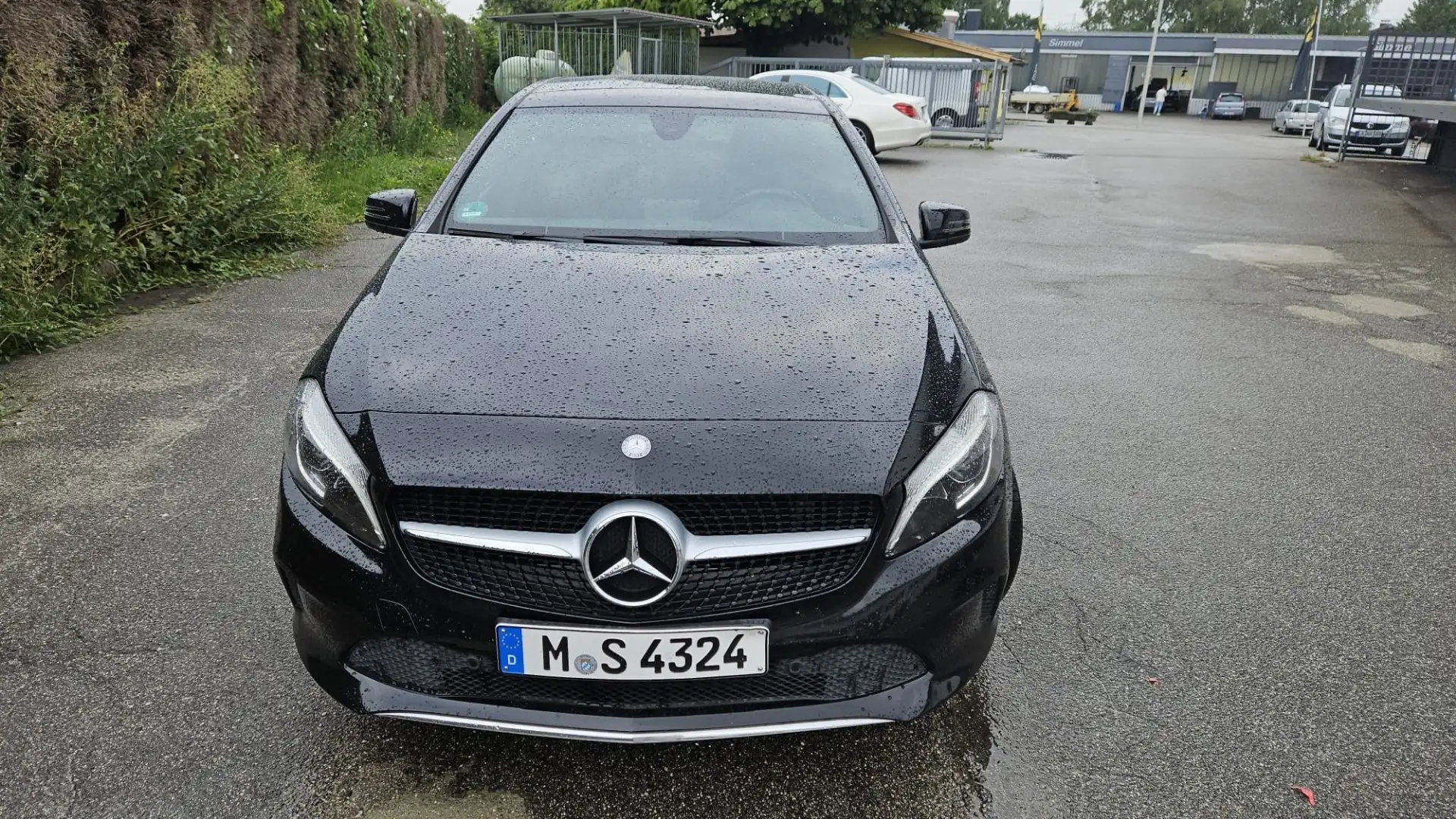 Mercedes-Benz A 200 A 200 CDI / d (176.008) Schwarz - 2