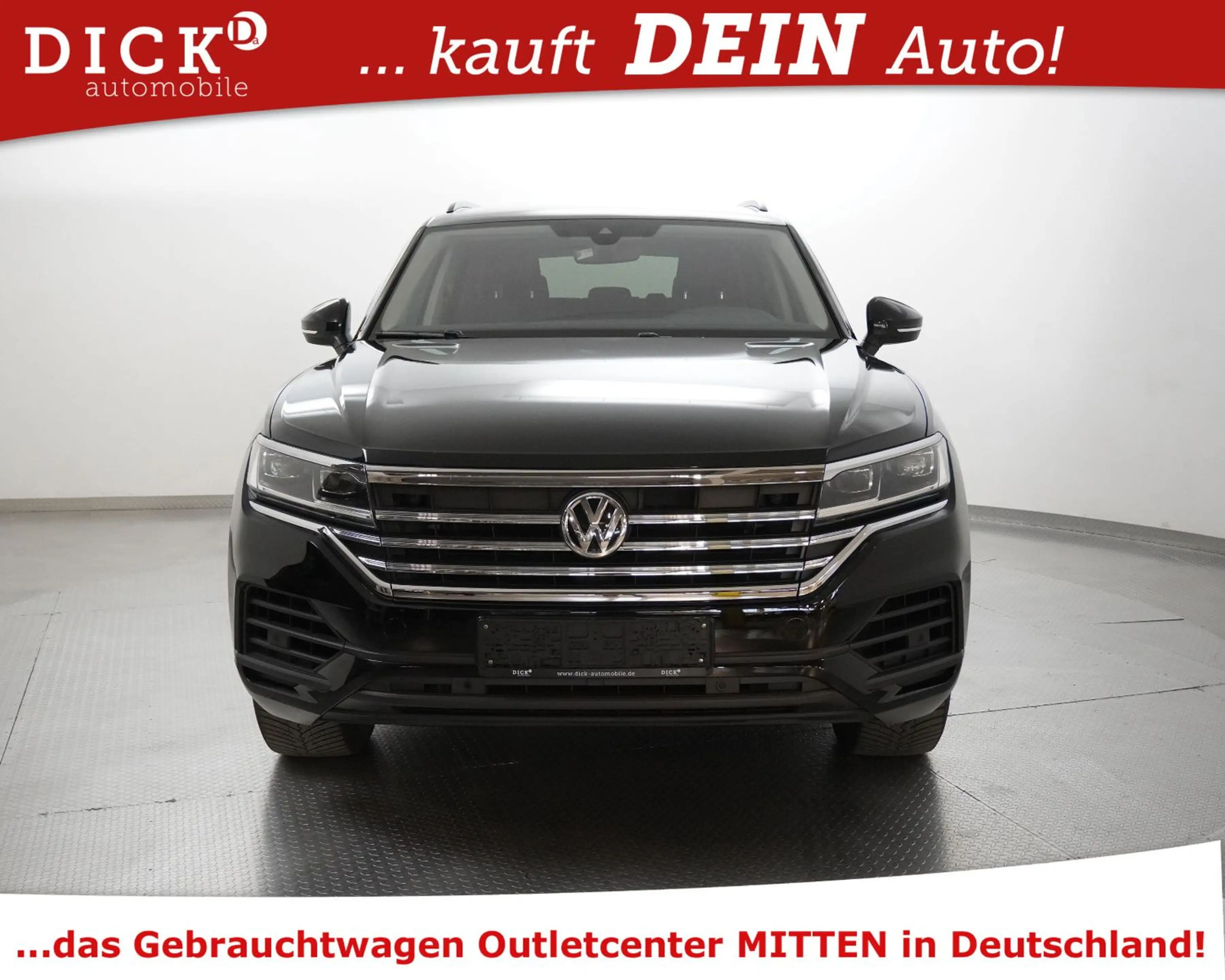 Volkswagen Touareg 3.0d 4Mot DSG NAV+LED+AHK+PDC+TEMP+APPLE — photo 3