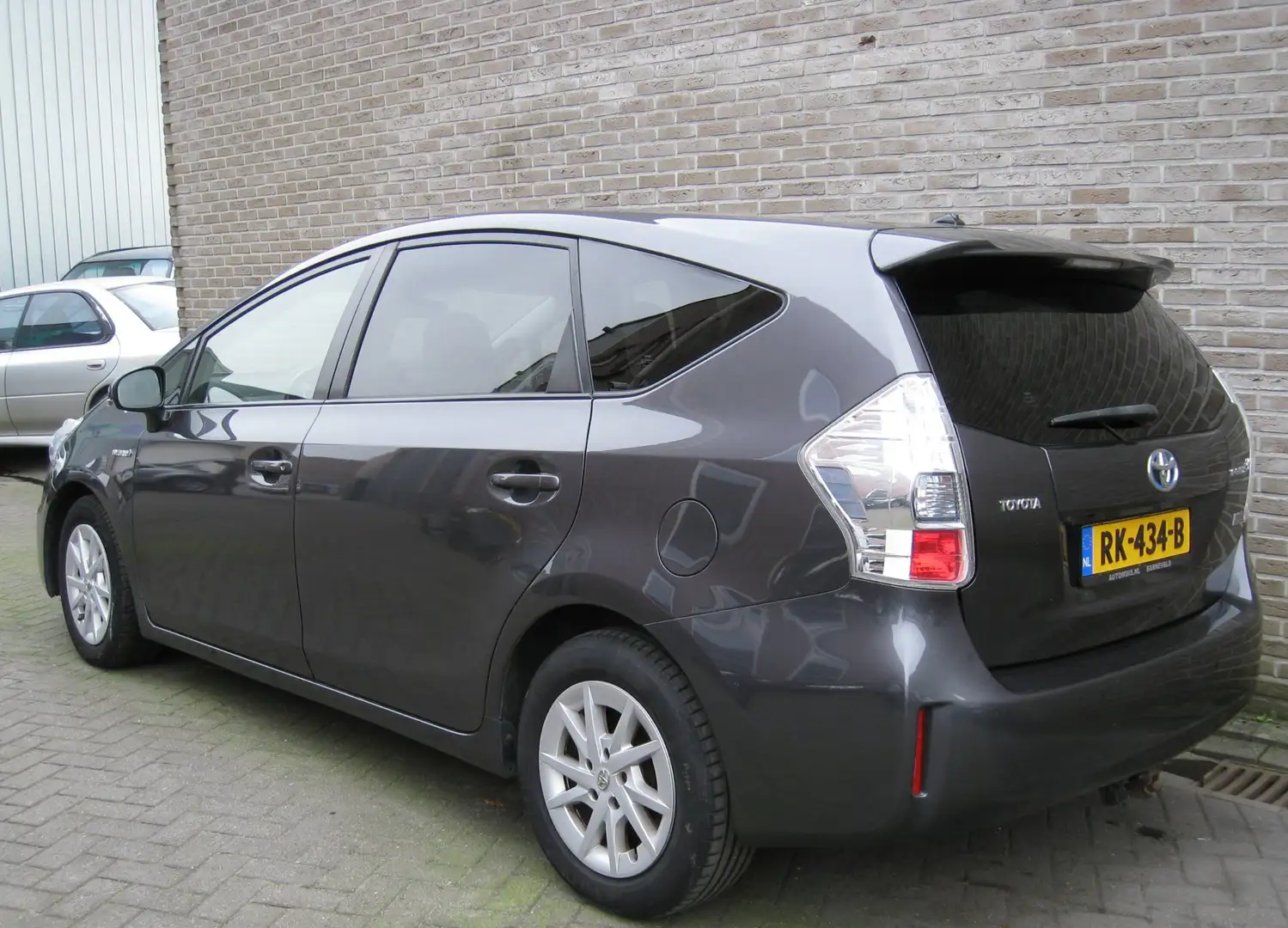 Toyota Prius+ Prius Wagon 1.8 Aspiration 96g - 2e eig! - Cruise Gris - 2