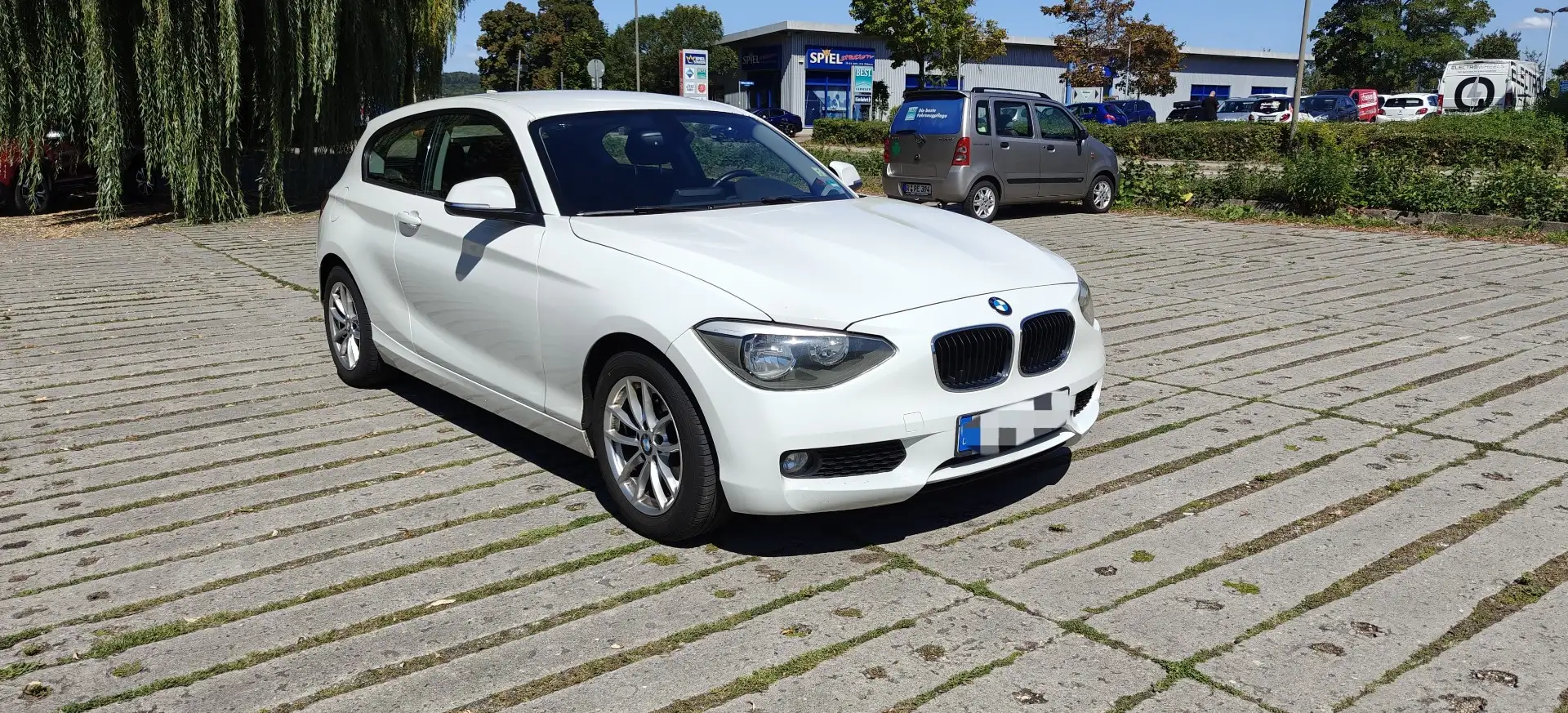 BMW 116 116 d Efficient Dynamics Edition Weiß - 1