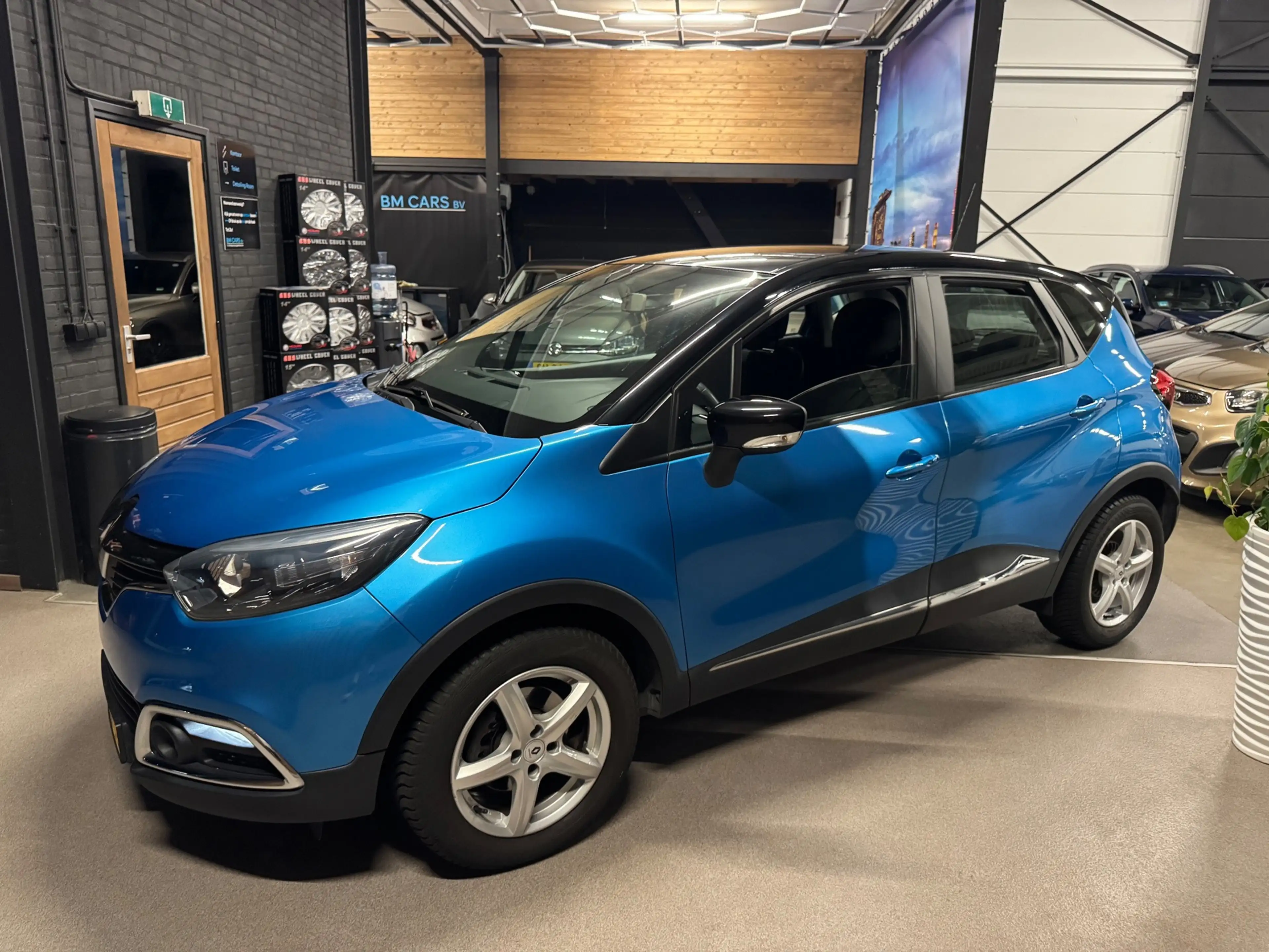 Renault Captur 1.2 TCe Expression AUTOMAAT, PDC, Navi — photo 4