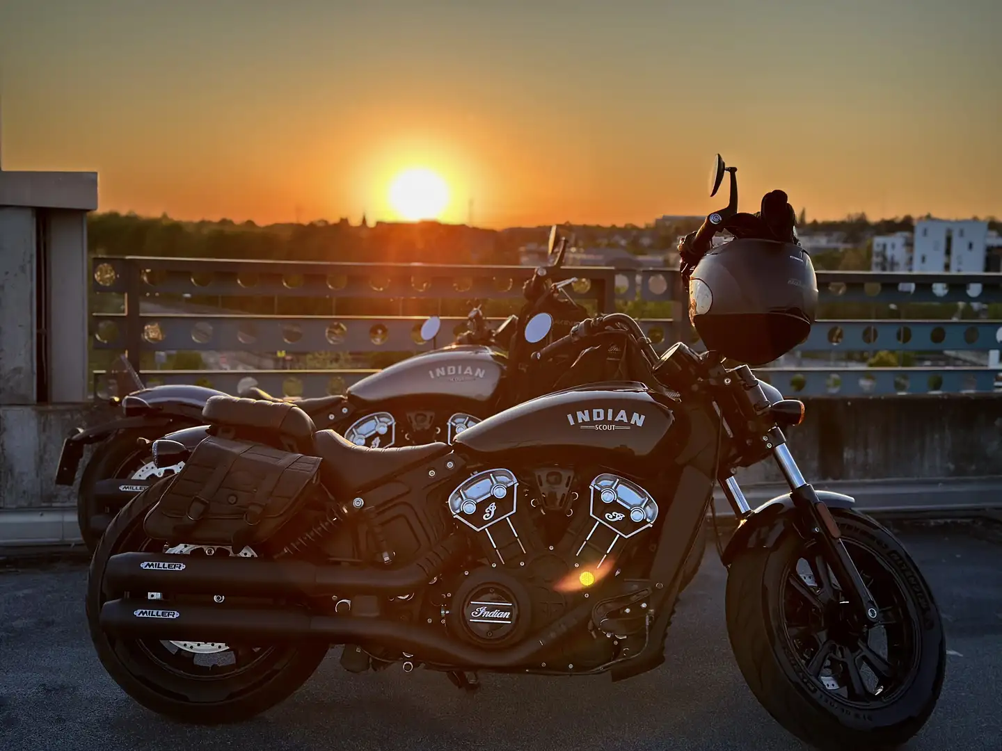 Indian Scout BOBBER - 1