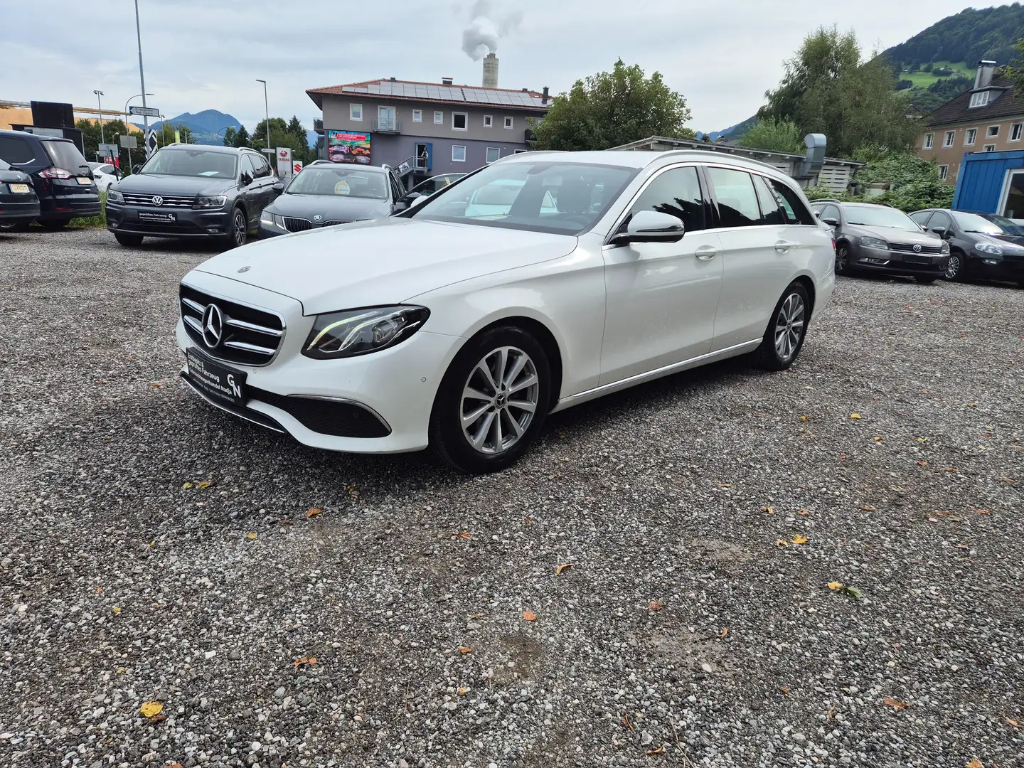 Mercedes-Benz E 200 E 200d Aut. Blanc - 1