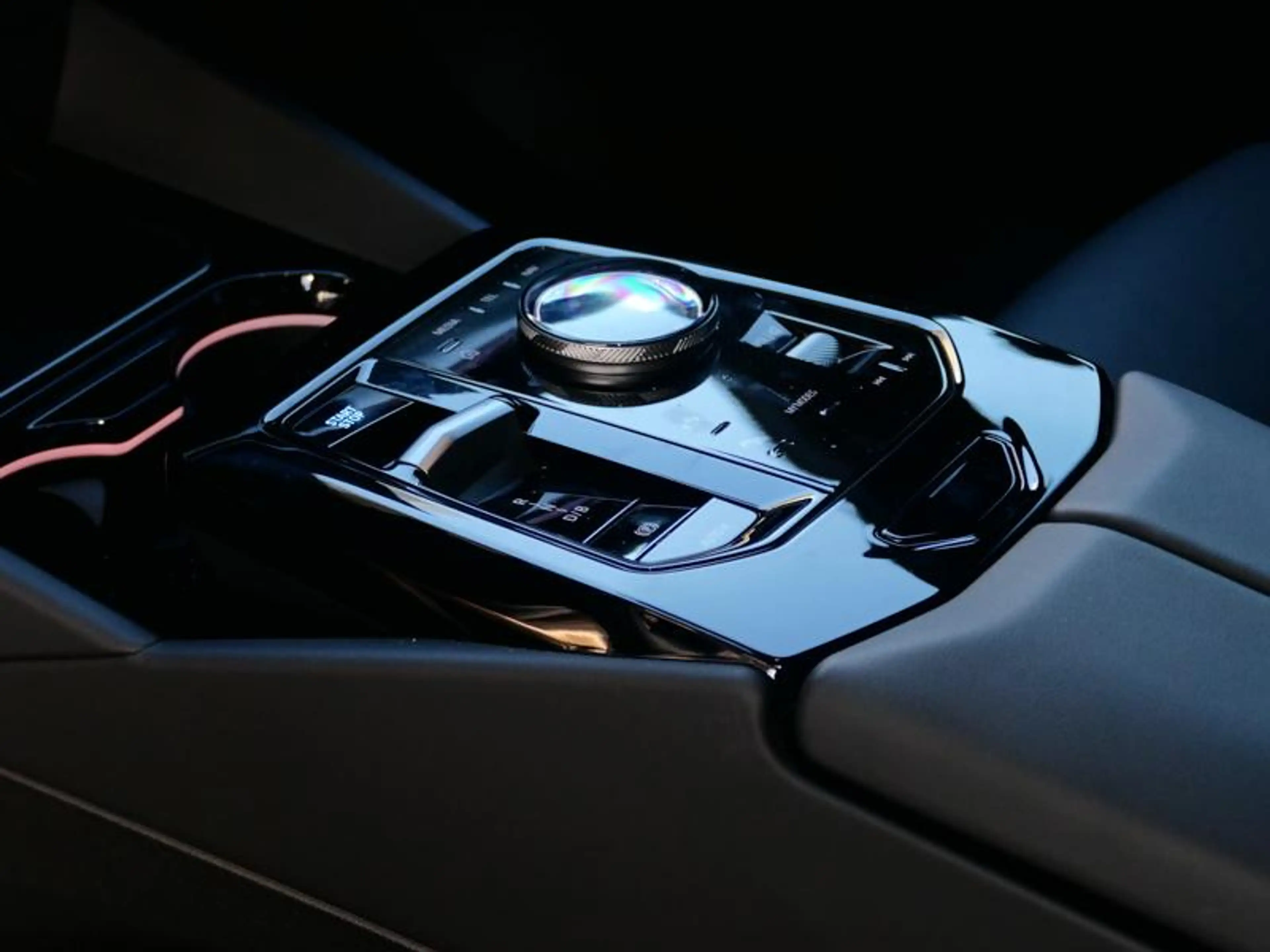 BMW i5 eDrive40 Touring M Sport PRO | PANO | — photo 14