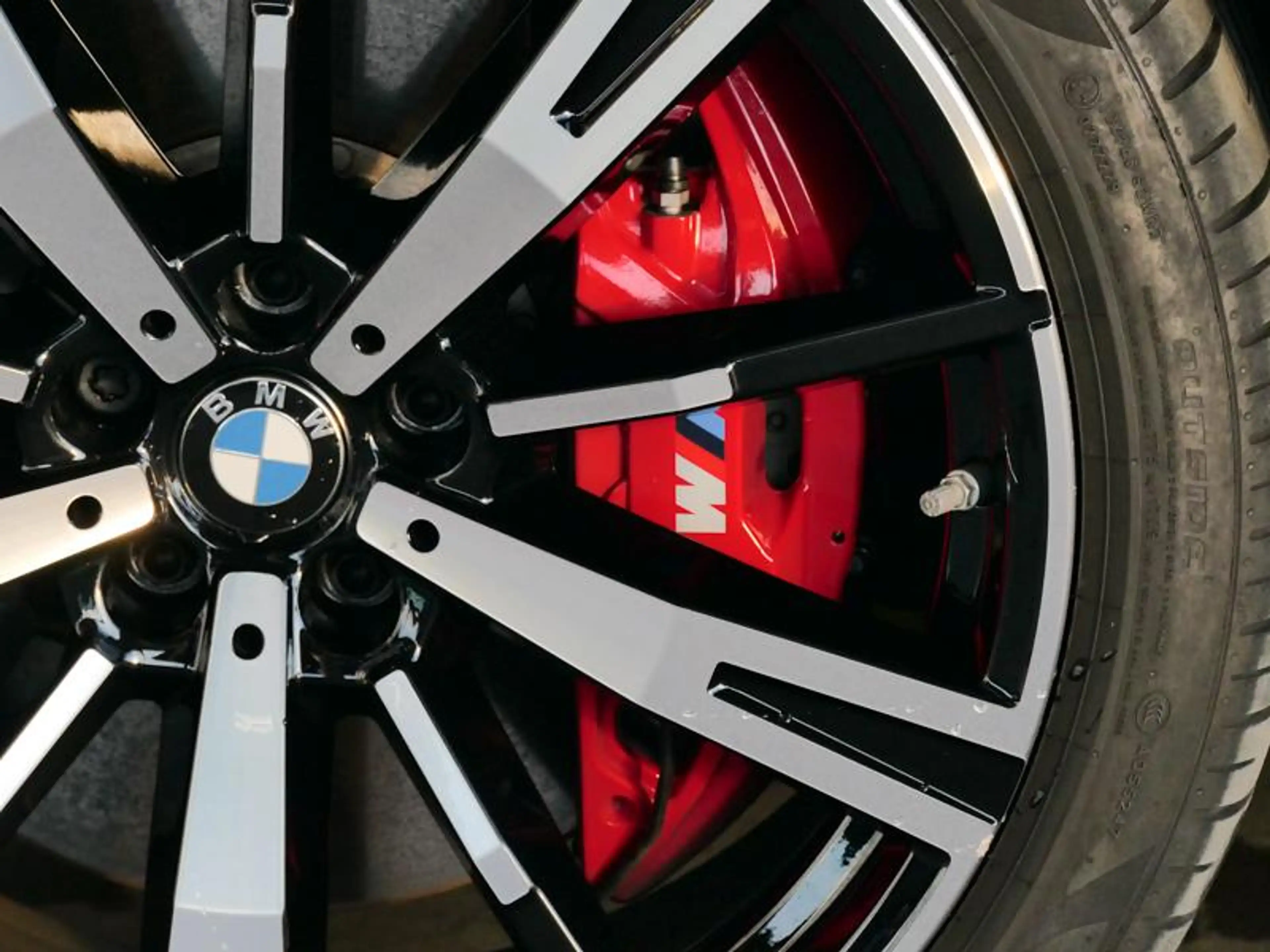 BMW i5 eDrive40 Touring M Sport PRO | PANO | — photo 10