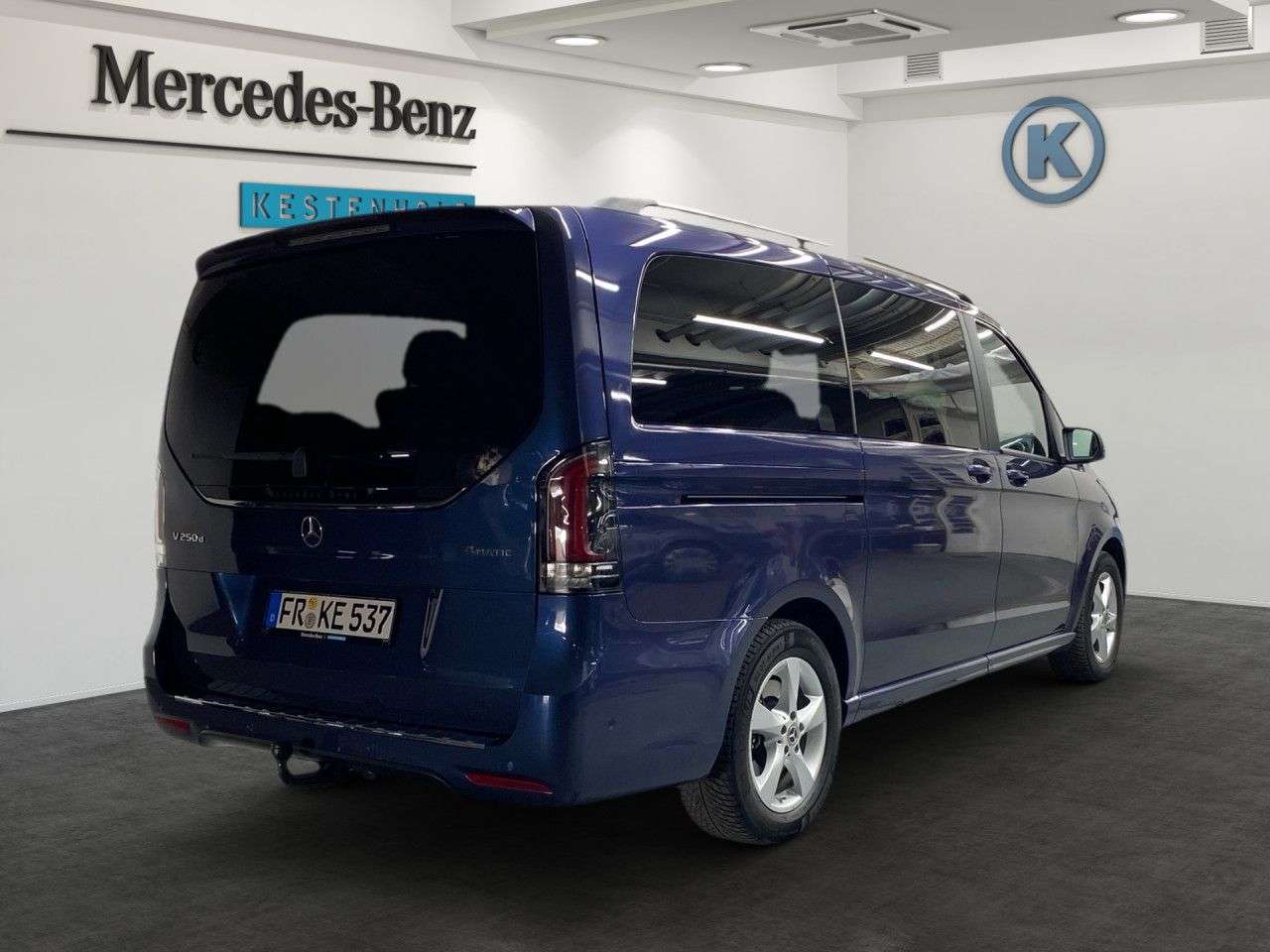 Mercedes-Benz V 250