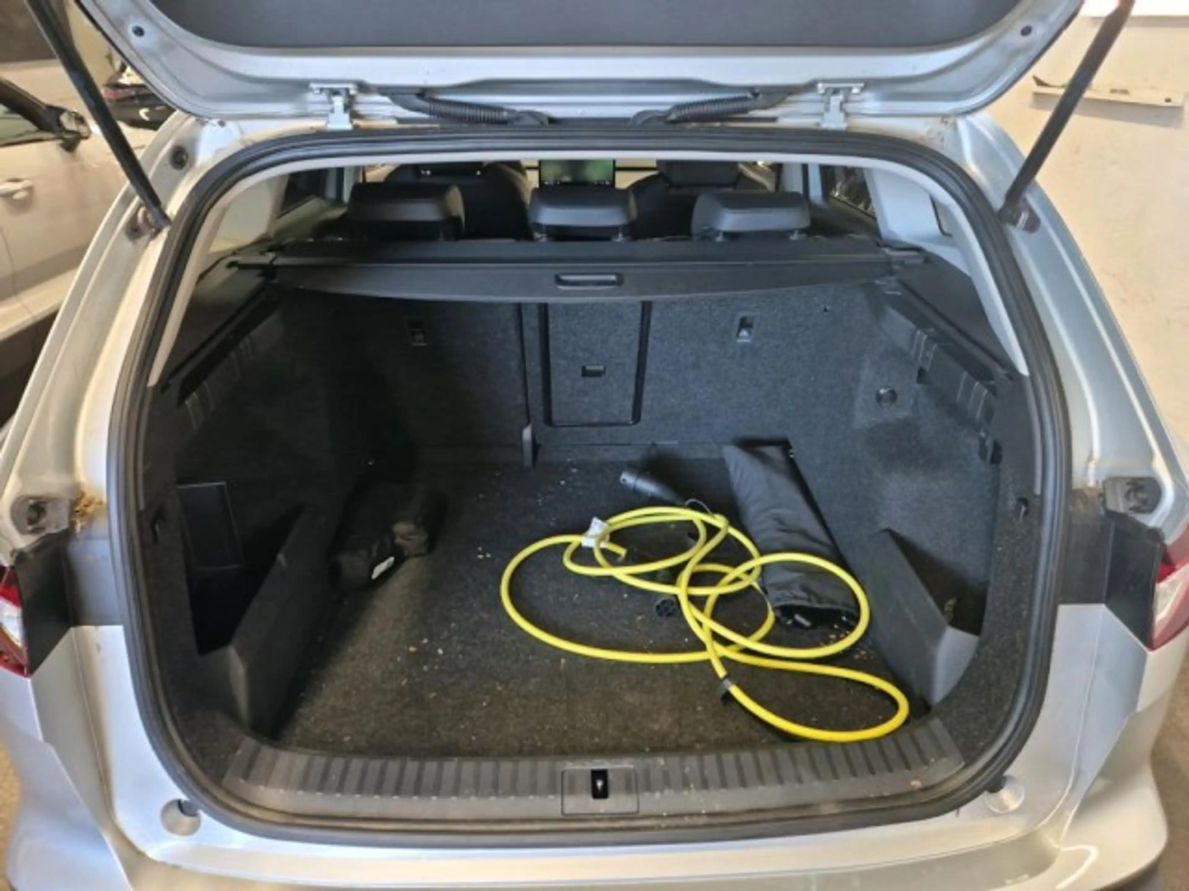 Skoda Enyaq 85x Loft ALLRAD+ACC+TOTW+KESSY+RKAM+WÄPU Klima — photo 7