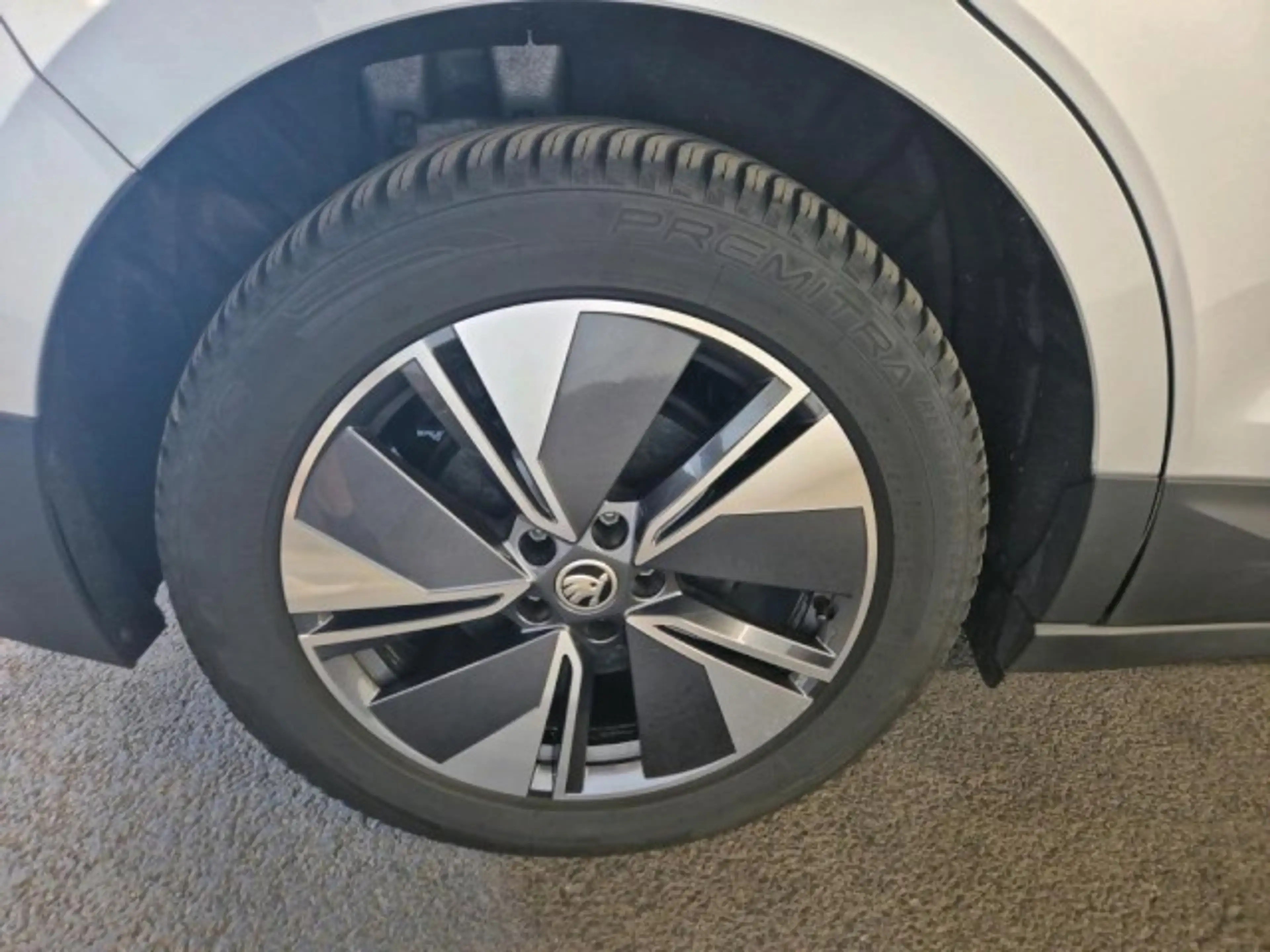 Skoda Enyaq 85x Loft ALLRAD+ACC+TOTW+KESSY+RKAM+WÄPU Klima — photo 12