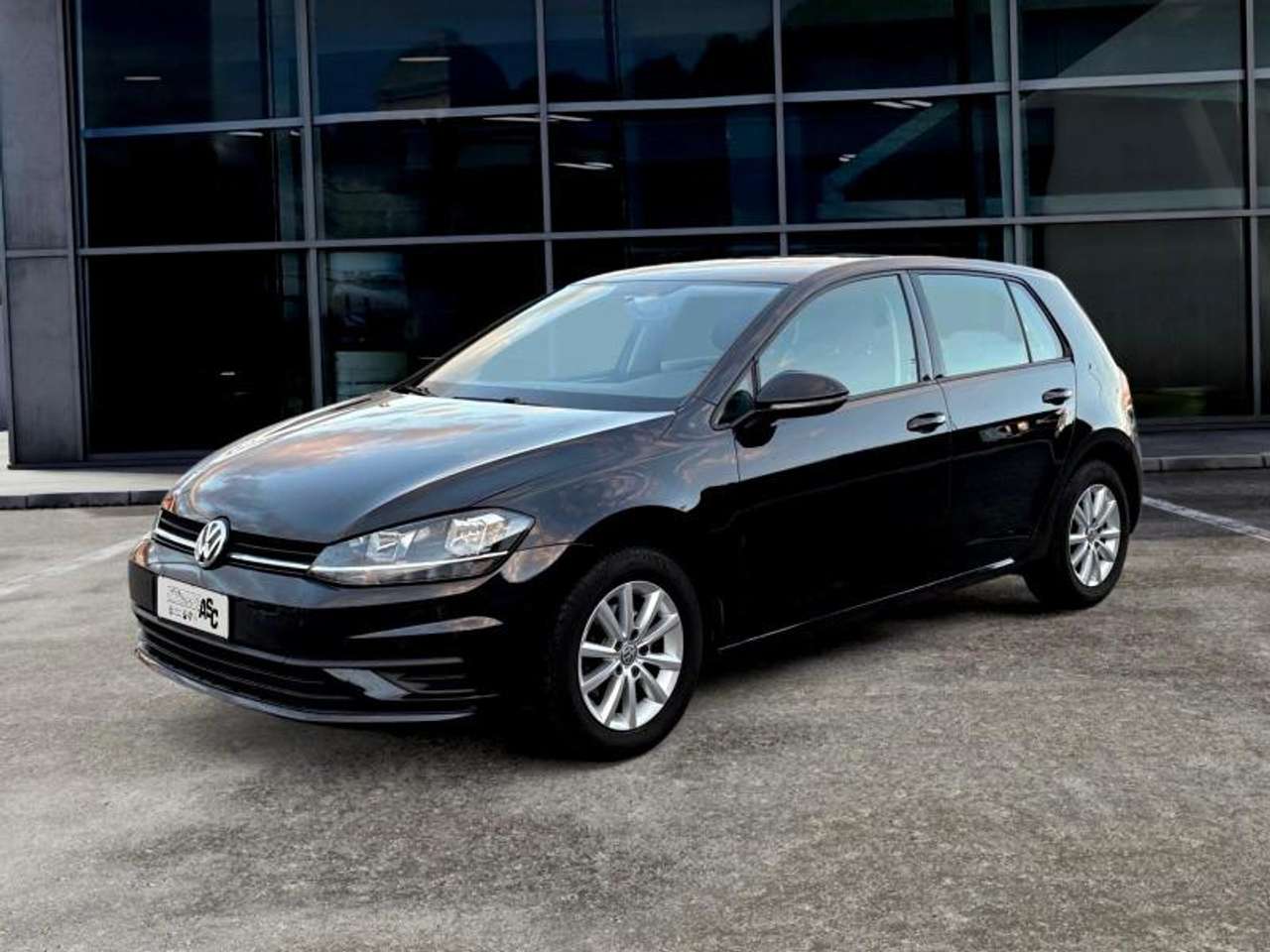 Volkswagen Golf 5p 1.6 tdi Trendline 90cv OK NEOPATENTATI