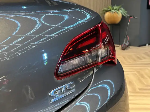 Opel Astra view 17