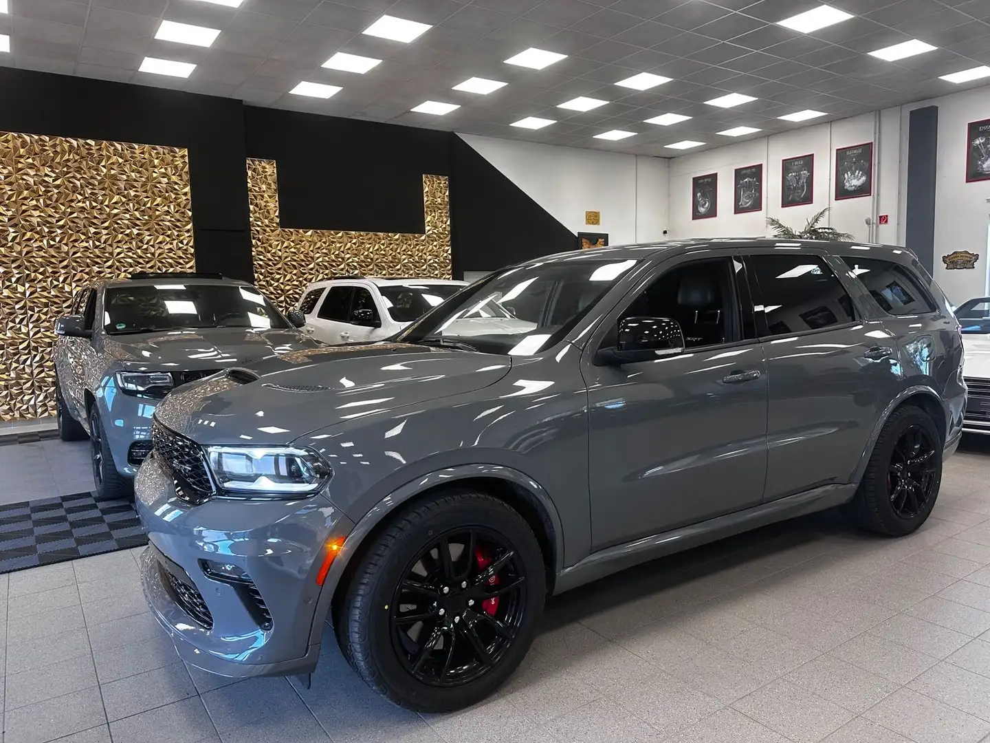 Dodge Durango SRT-8/ACC/TV/MY2020/LED/LPG/Voll! Gris - 2