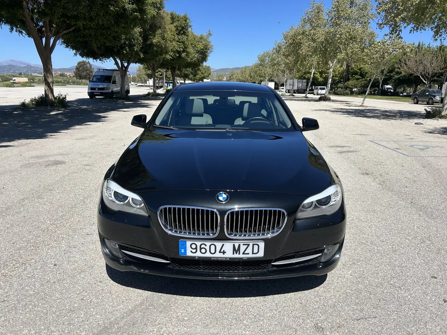 BMW 523 523iA - 1