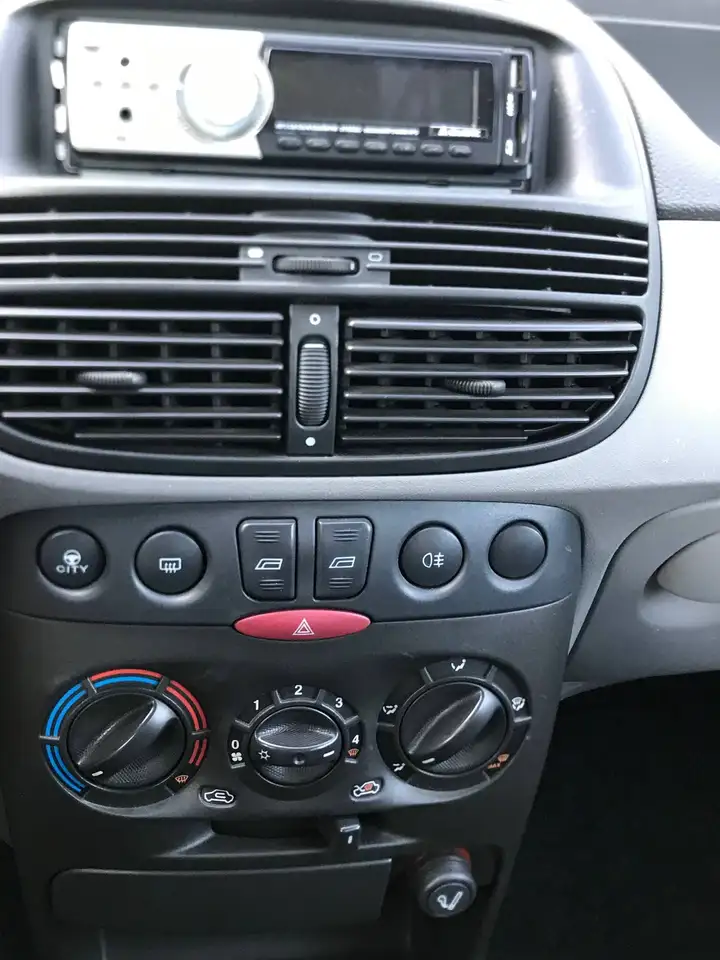 Fiat Punto II 1999 3p 1.2 ELX clima chiusura centralizzata vetri elettrici, foto 10
