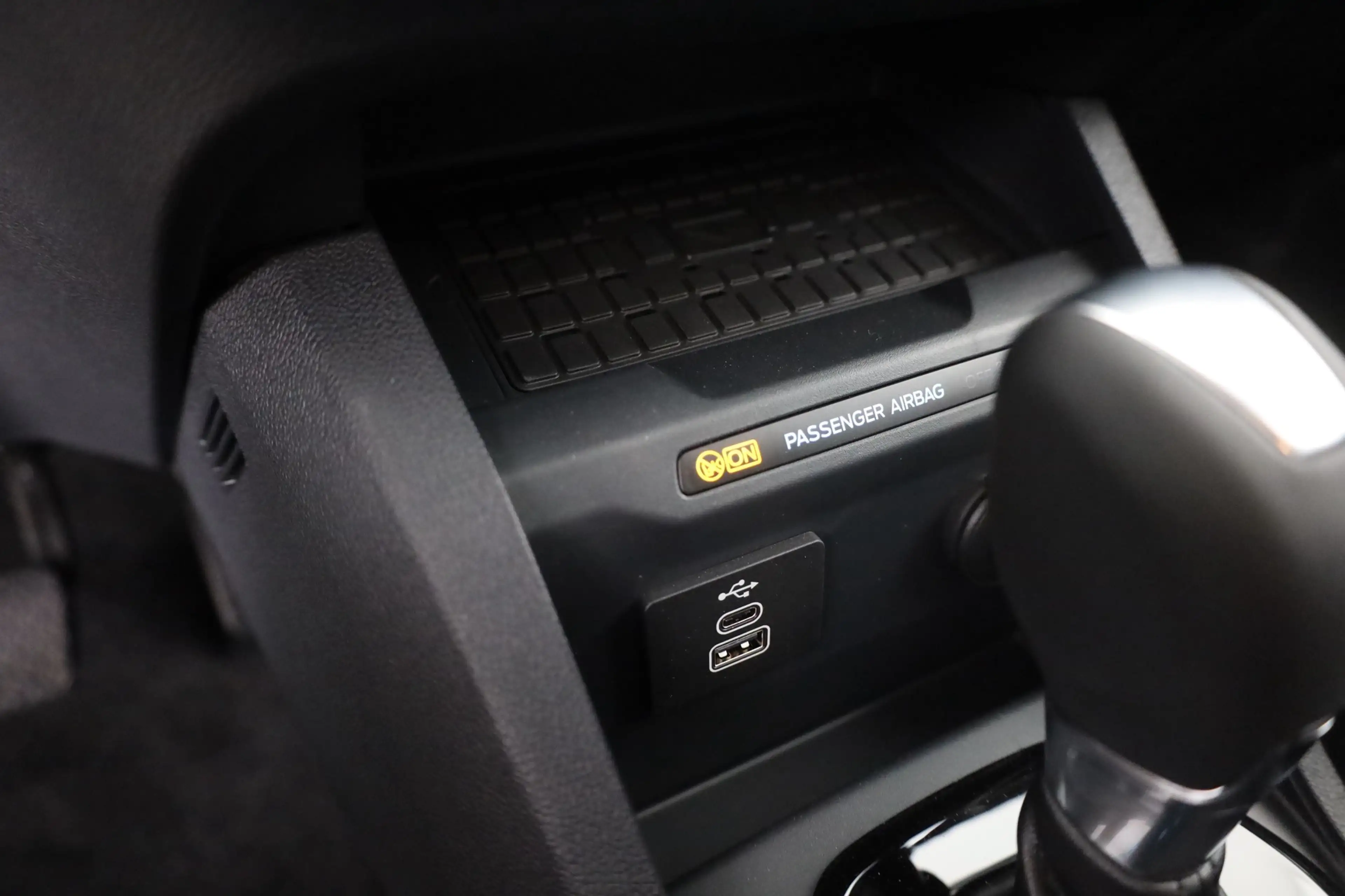 Ford Tourneo Courier Titanium 1.0 EB Aut. Kamera AHK — photo 13