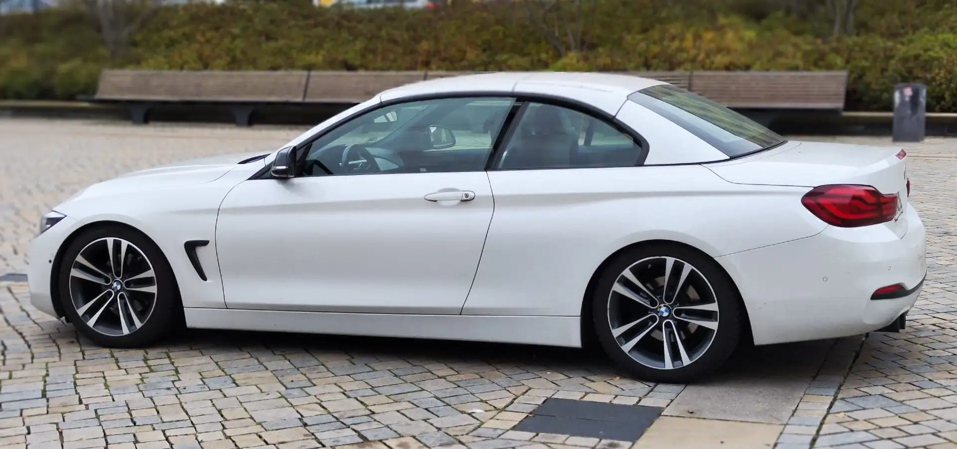 BMW 420 420d Cabrio Aut. Advantage Beyaz - 1