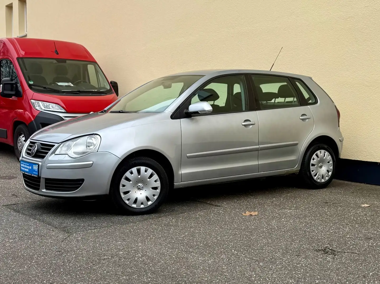 Volkswagen Polo IV Goal AUTOMTIK KLIMA SHZ PDC TÜV NEU Silber - 2