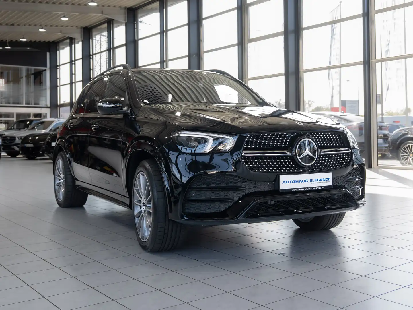 Mercedes-Benz GLE 350 e 4Matic*AMG-LINE*NIGHT*HIGH-LED*1.HD* Schwarz - 2