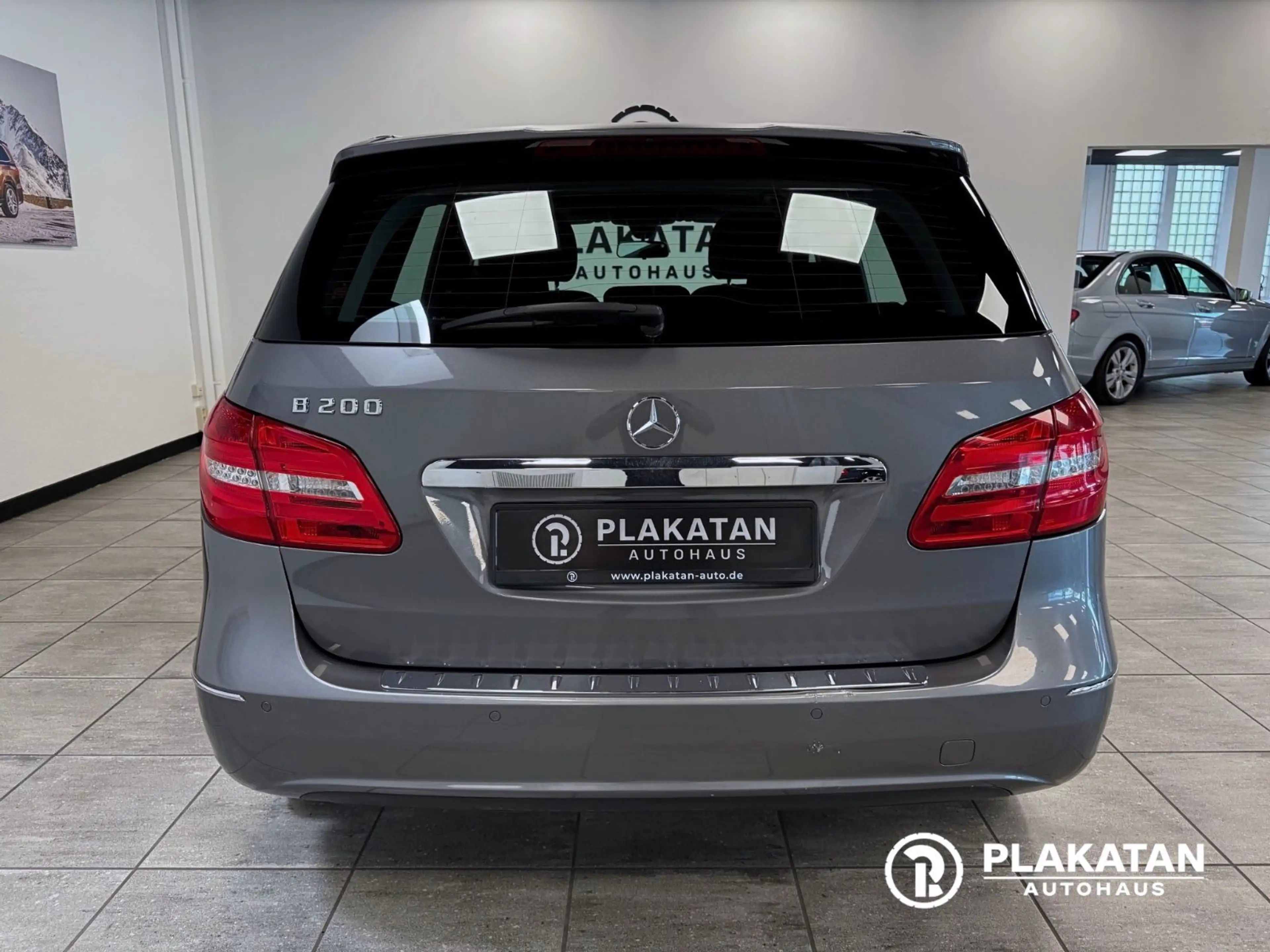 Mercedes-Benz B 200 Navi Bi-Xenon Tempomat 1Hand — photo 6