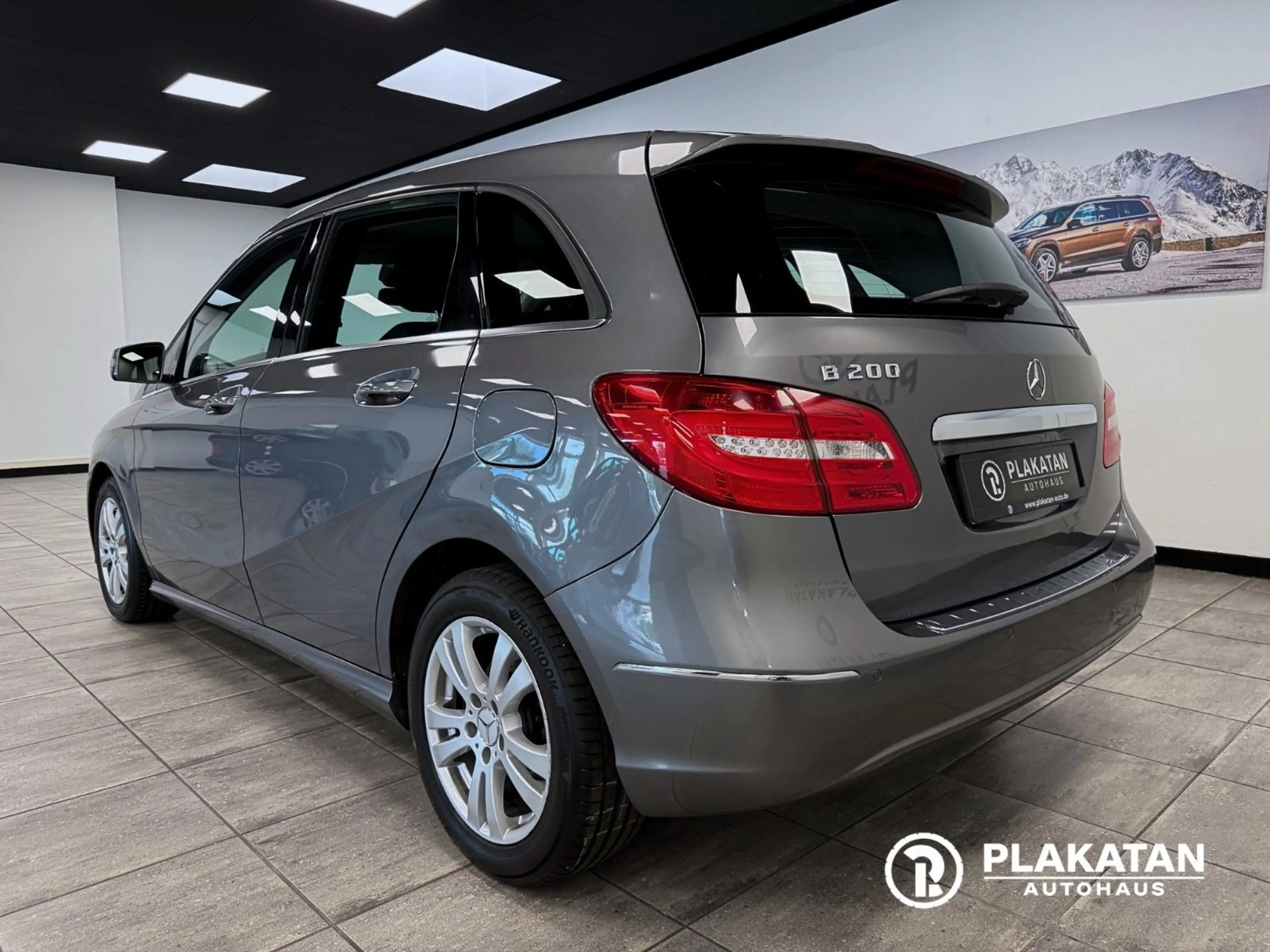 Mercedes-Benz B 200 Navi Bi-Xenon Tempomat 1Hand — photo 7