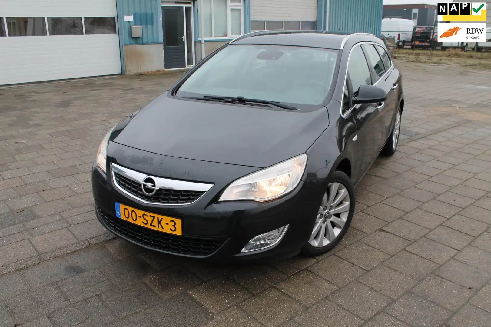 Opel Astra Sports Tourer 1.4 Turbo Cosmo - lm. velgen - dab r Schwarz - 1