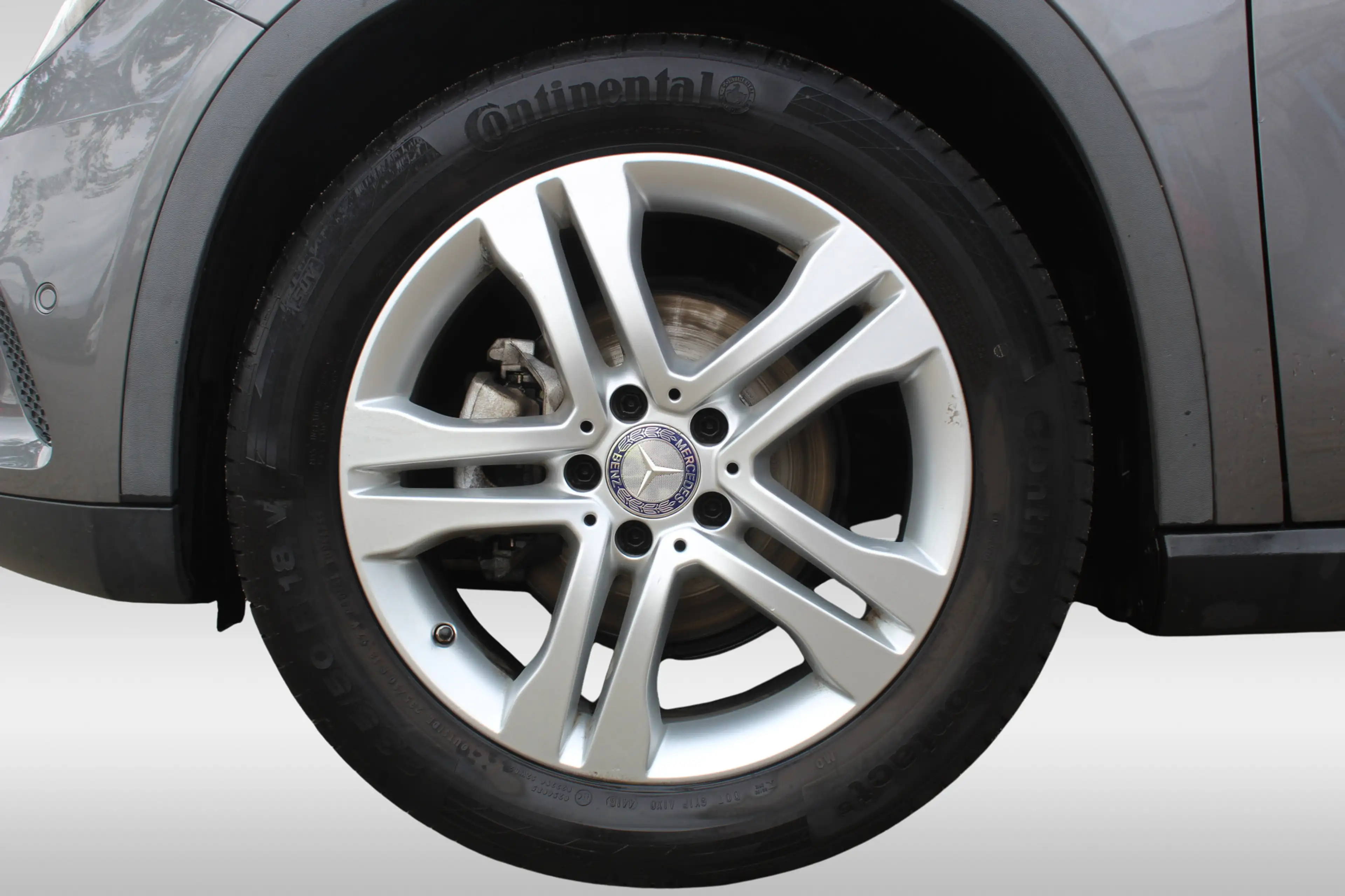Mercedes-Benz GLA 180 Prestige Stoel Verwarming l Navi l Parkeer Sensor — photo 27