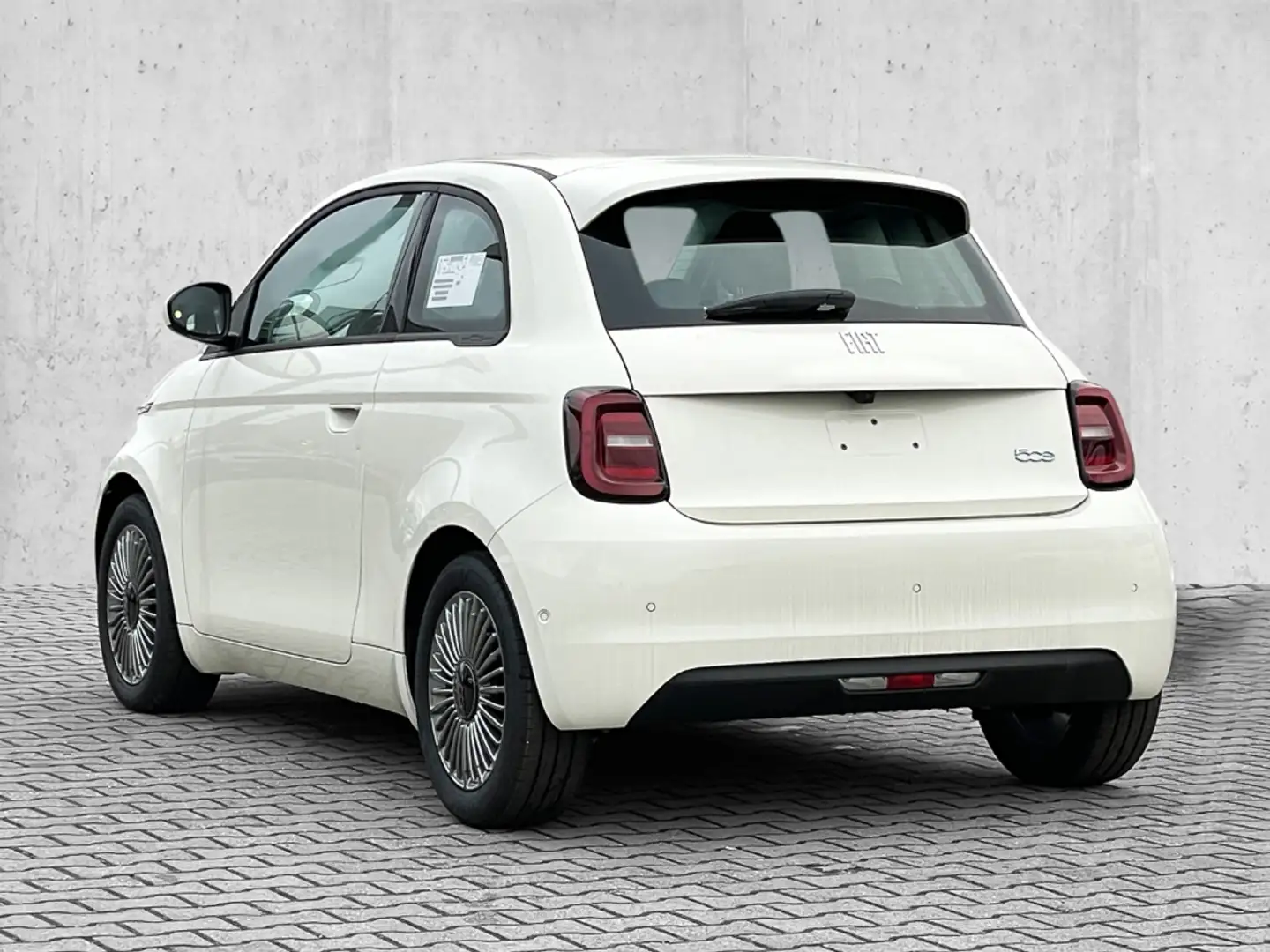 Fiat 500e Basis 42 kWh Komfort Paket 16 Zoll Alu Apple CarPl Weiß - 2