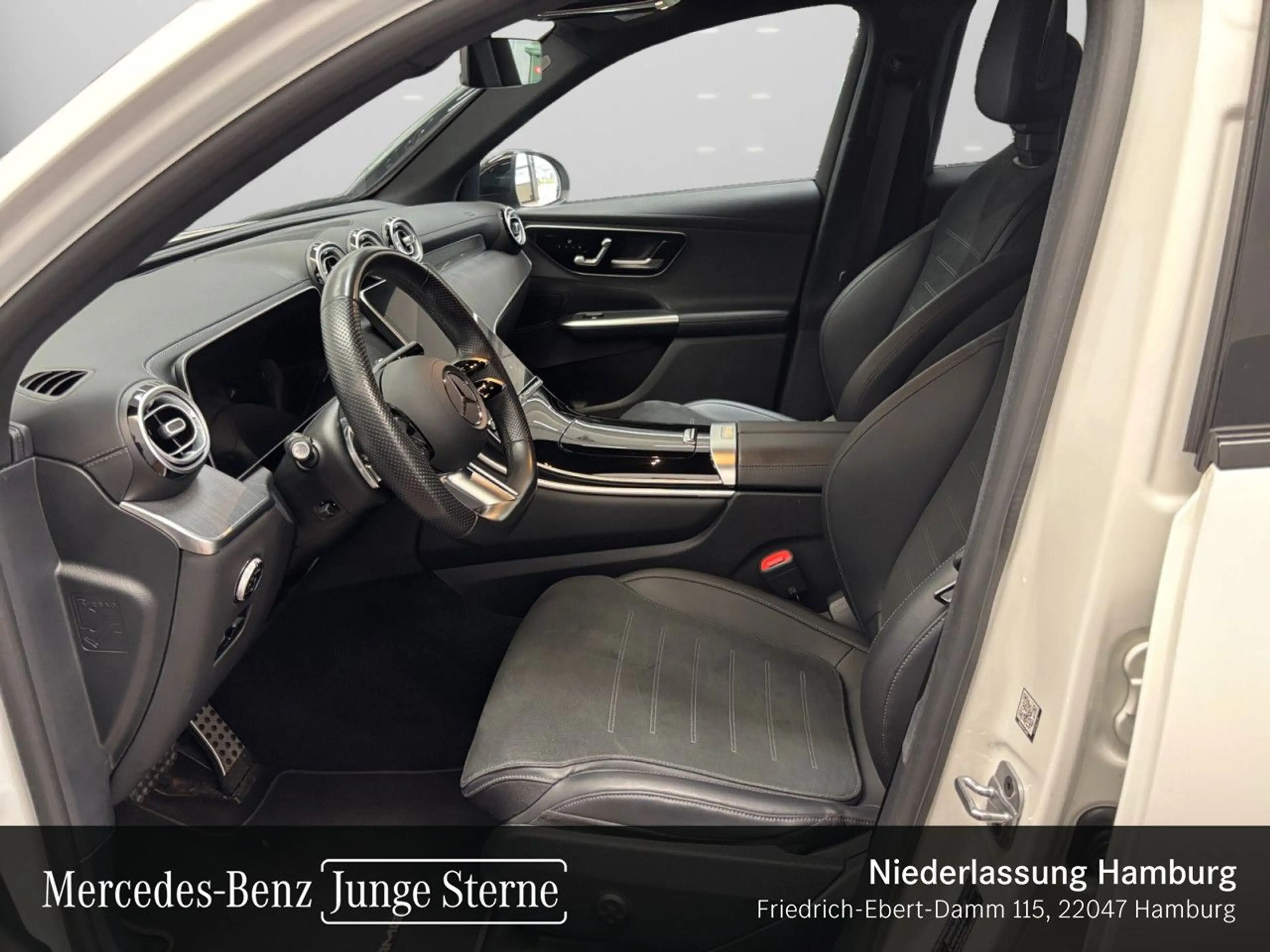 Mercedes-Benz GLC 300 e 4M AMG+NIGHT+360+TOTW+KEYLESS+9G — photo 10