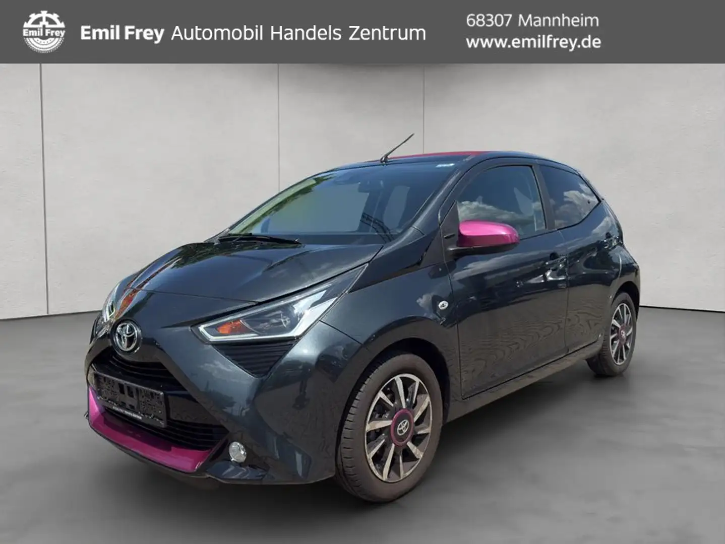 Toyota Aygo X x-style Szary - 1