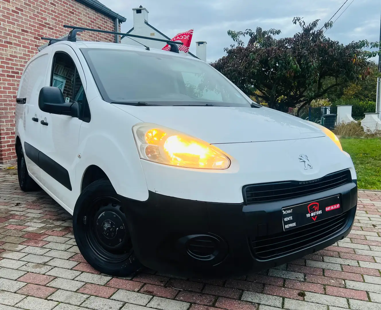 Peugeot PARTNER / 3 places / Clim / porte latérale Blanc - 2