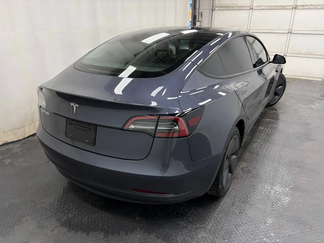 Tesla Model 3 fotografie Tesla Model 3