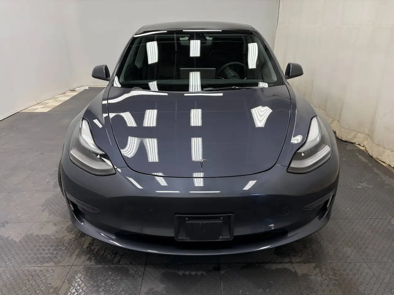 Tesla Model 3 fotografie Tesla Model 3
