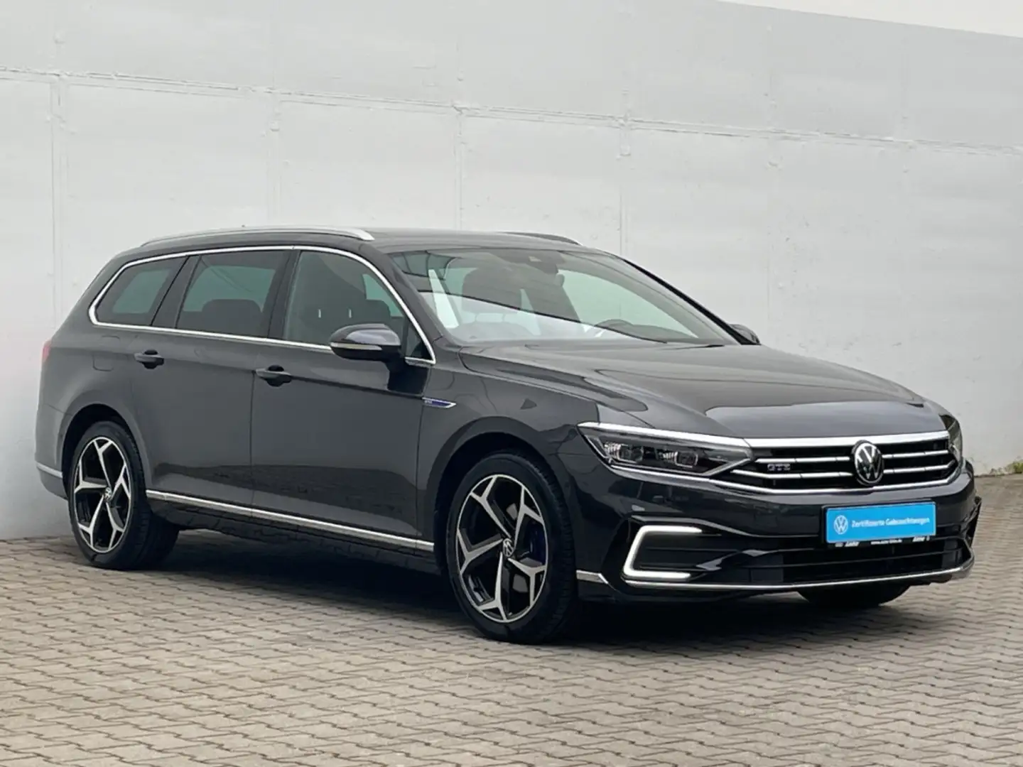 Volkswagen Passat Variant GTE AHK/Pano/Kamera/Matrix/Navi Gris - 2
