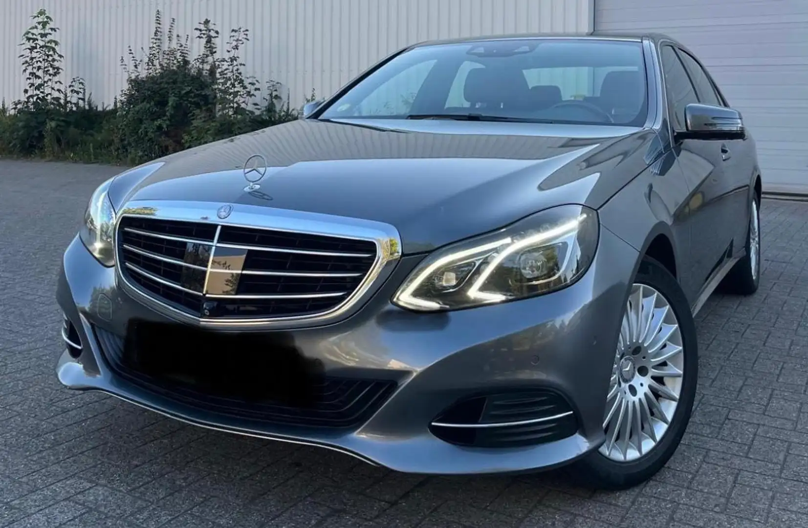 Mercedes-Benz E 200 BlueTEC 7G-TRONIC Avantgarde - 1