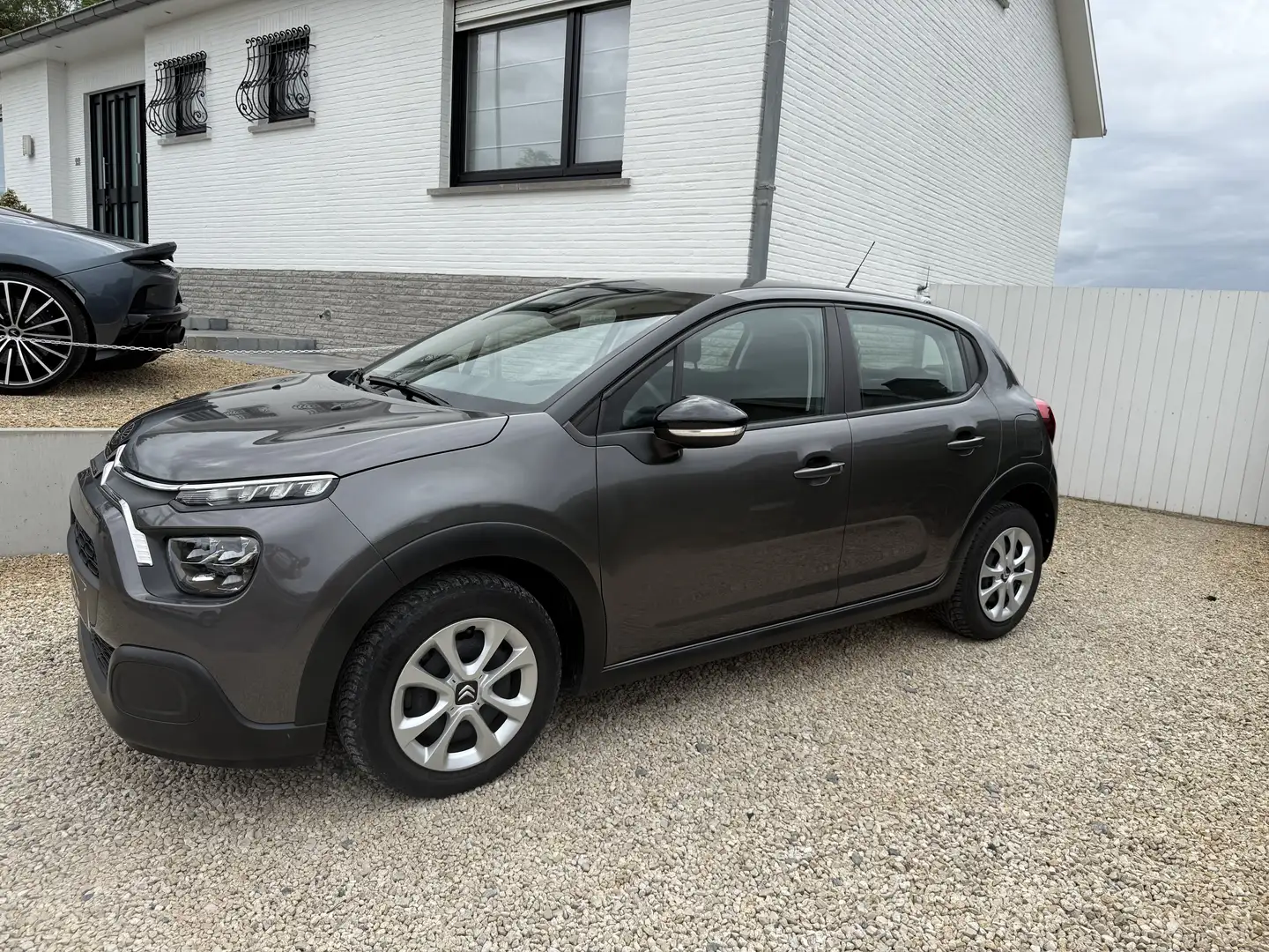 Citroen C3 1.2i PureTech AIRCO 27500 KM EEN EIGENAAR Gris - 1