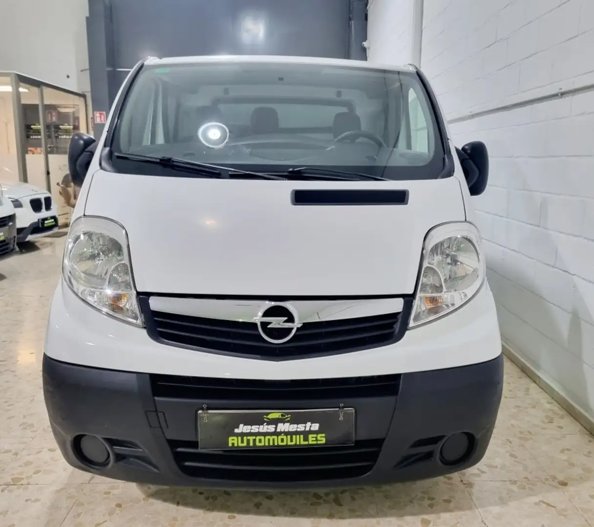 Opel Vivaro Fg. 2.0CDTi 29 L2H1 90 E5 Blanc - 2