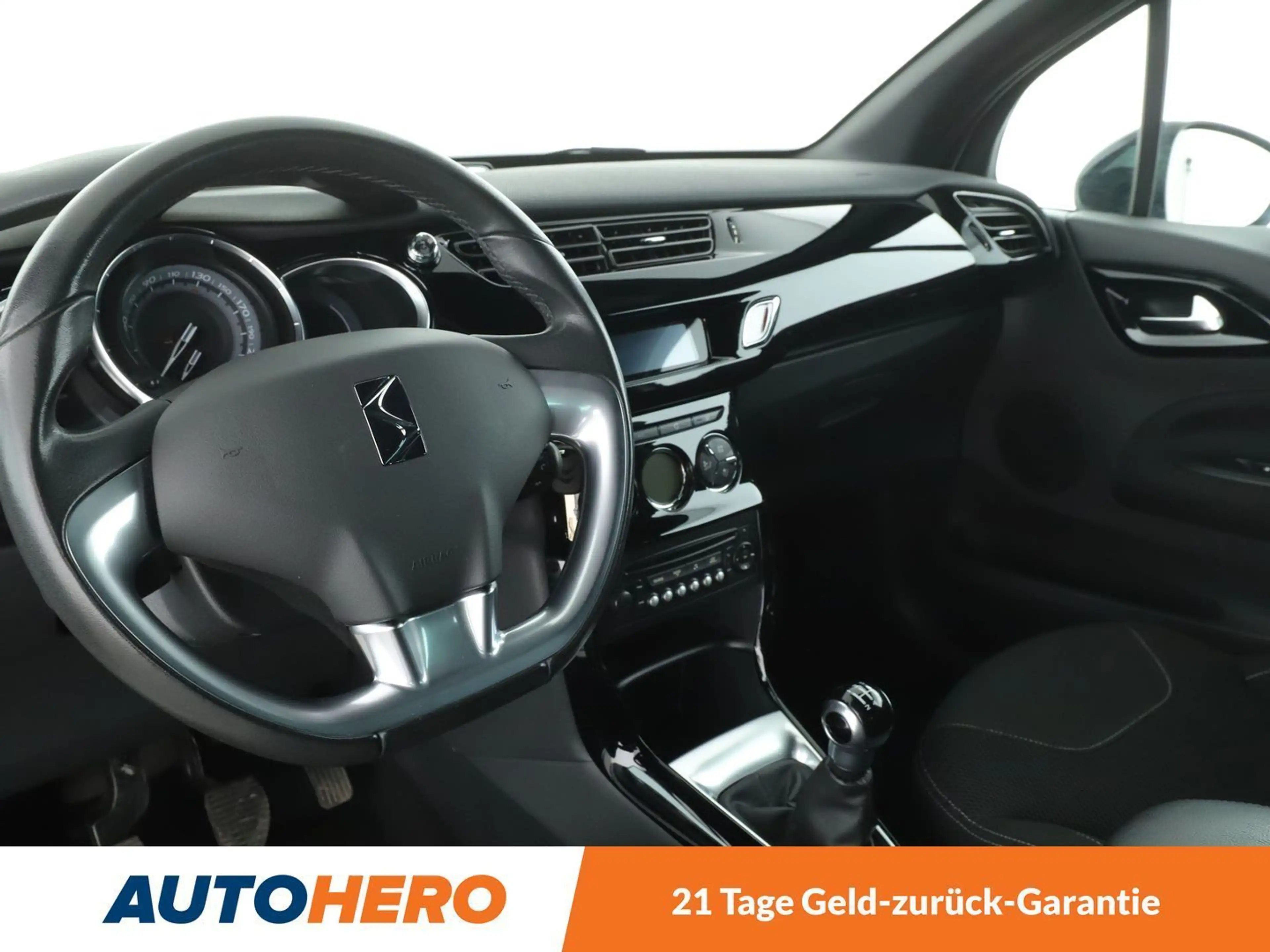 Citroen DS3 1.6 Blue-HDi SoChic*TEMPO*PDC*SHZ*KLIMA*GARANTIE* — photo 11