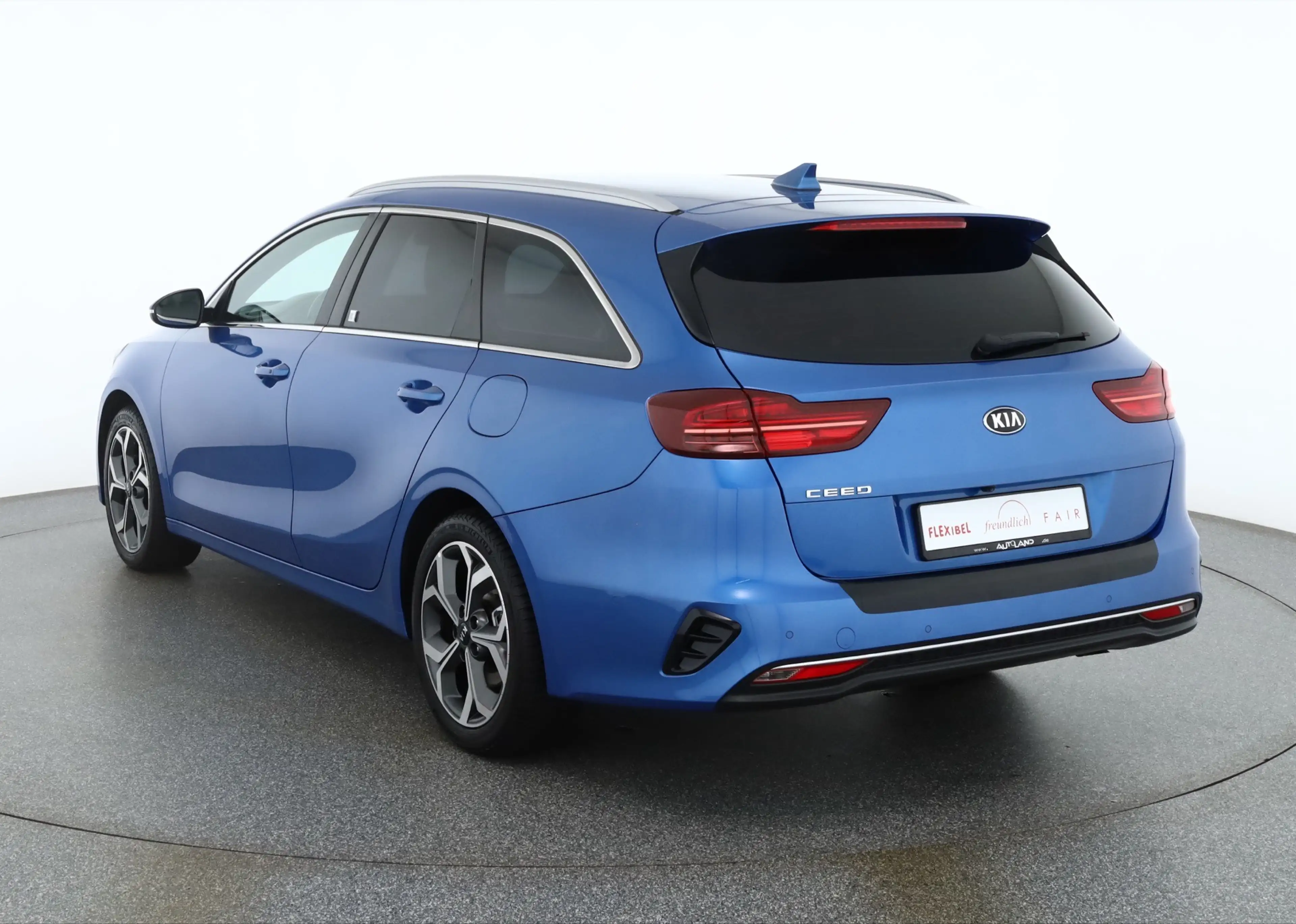 Kia Ceed SW / cee'd SW Ceed SW 1.4 T-GDI Spirit LED Navi Sitzheizung — photo 3