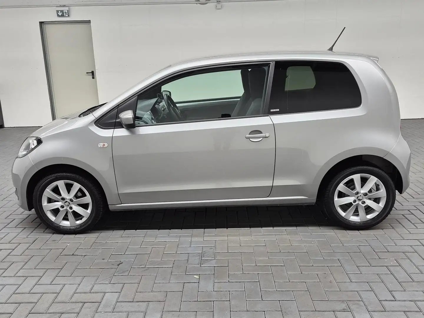 Skoda Citigo Clever SHZ/PDC/DAB/Tempom./LED-TFL/15-LM Silber - 2