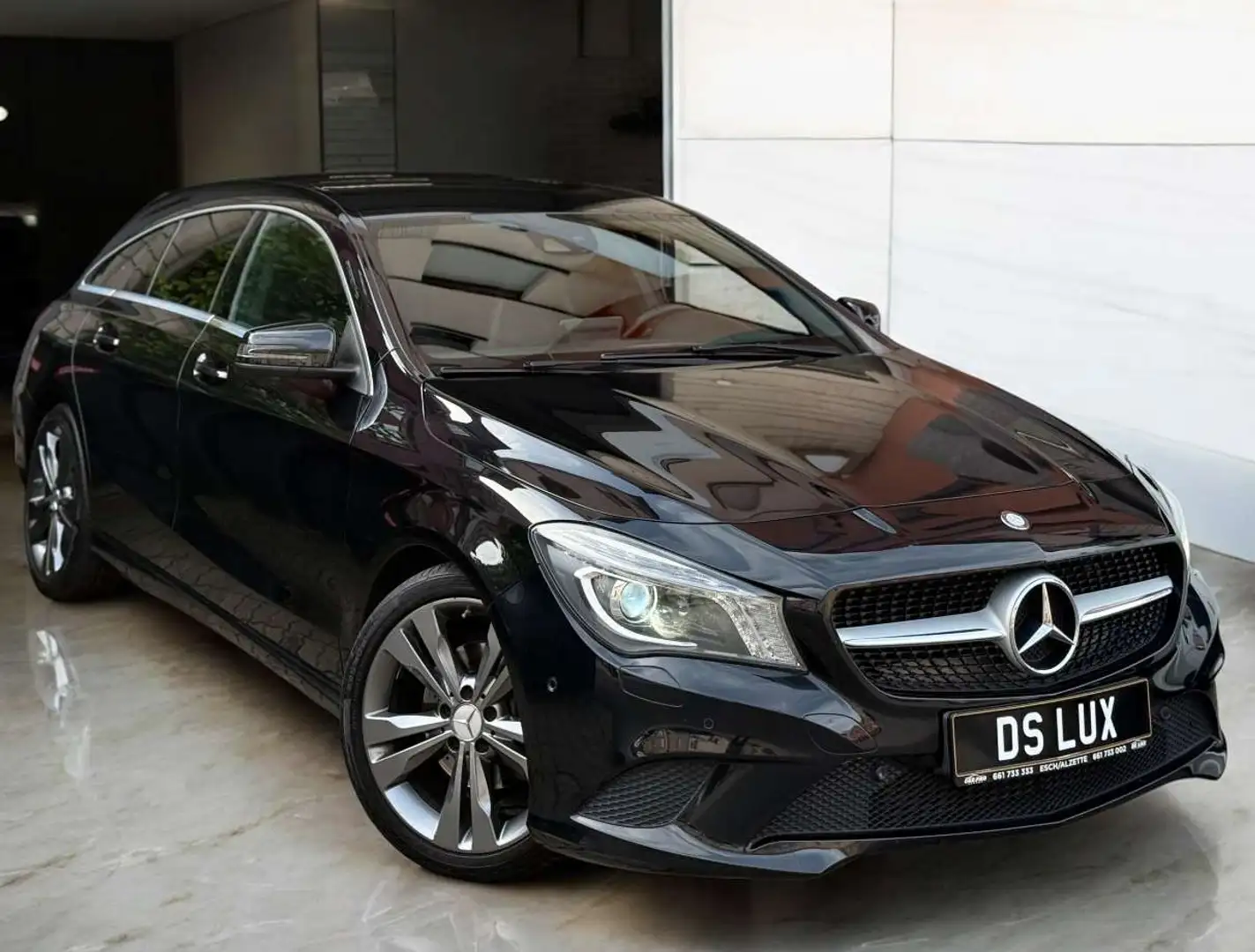 Mercedes-Benz CLA 200 D 136CH Shooting Brake 7G-TRONIC // LED // NAVI Noir - 1