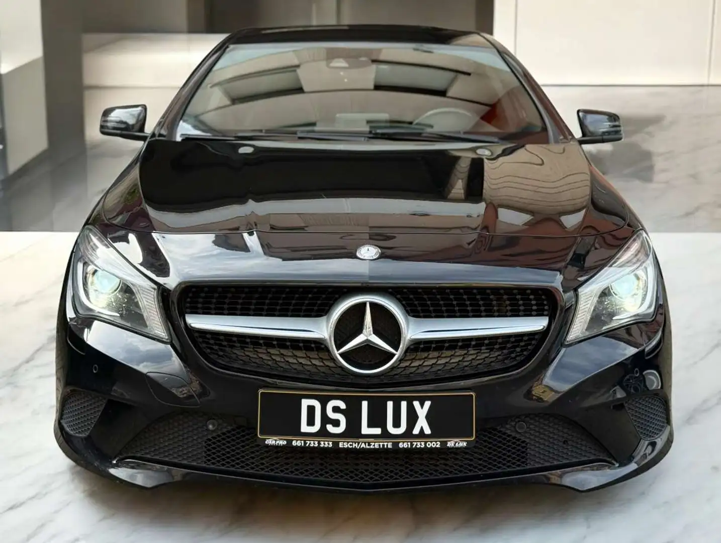 Mercedes-Benz CLA 200 D 136CH Shooting Brake 7G-TRONIC // LED // NAVI Noir - 2